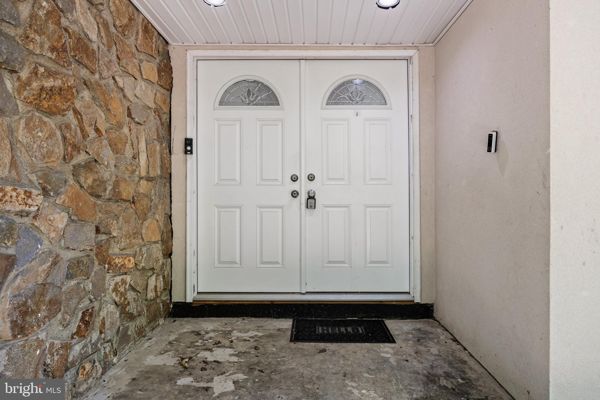 536 HEARTWOOD DRIVE