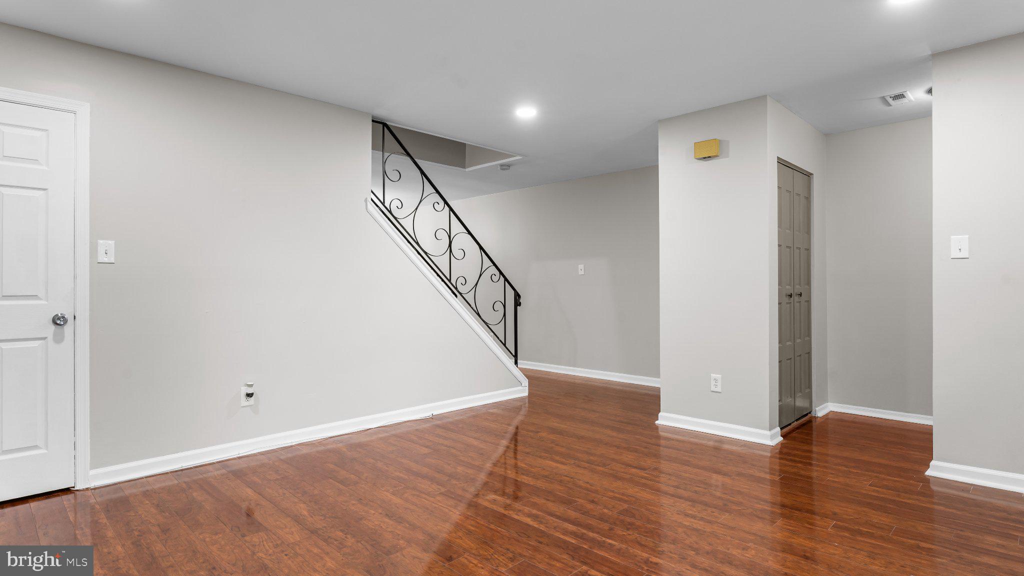 5431 YARMOUTH ROAD