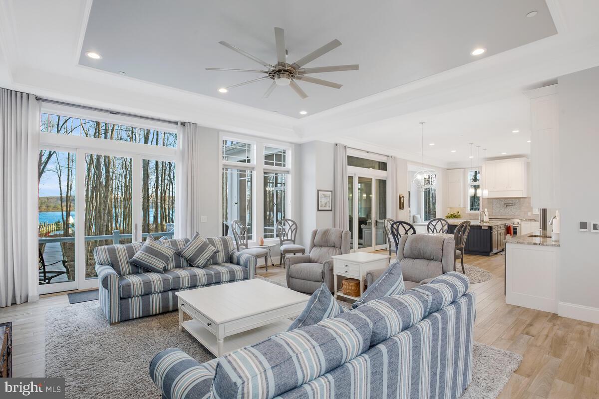 HERALD HARBOR - Residential