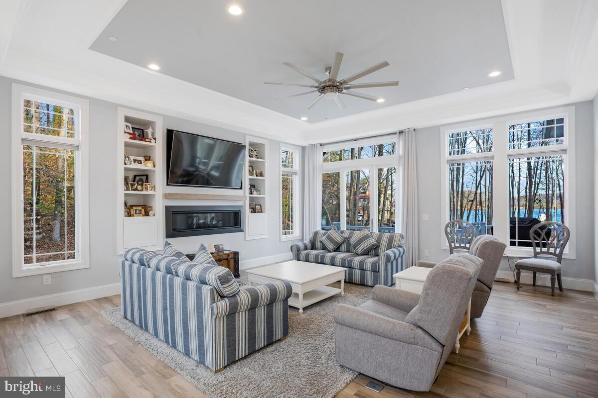 HERALD HARBOR - Residential