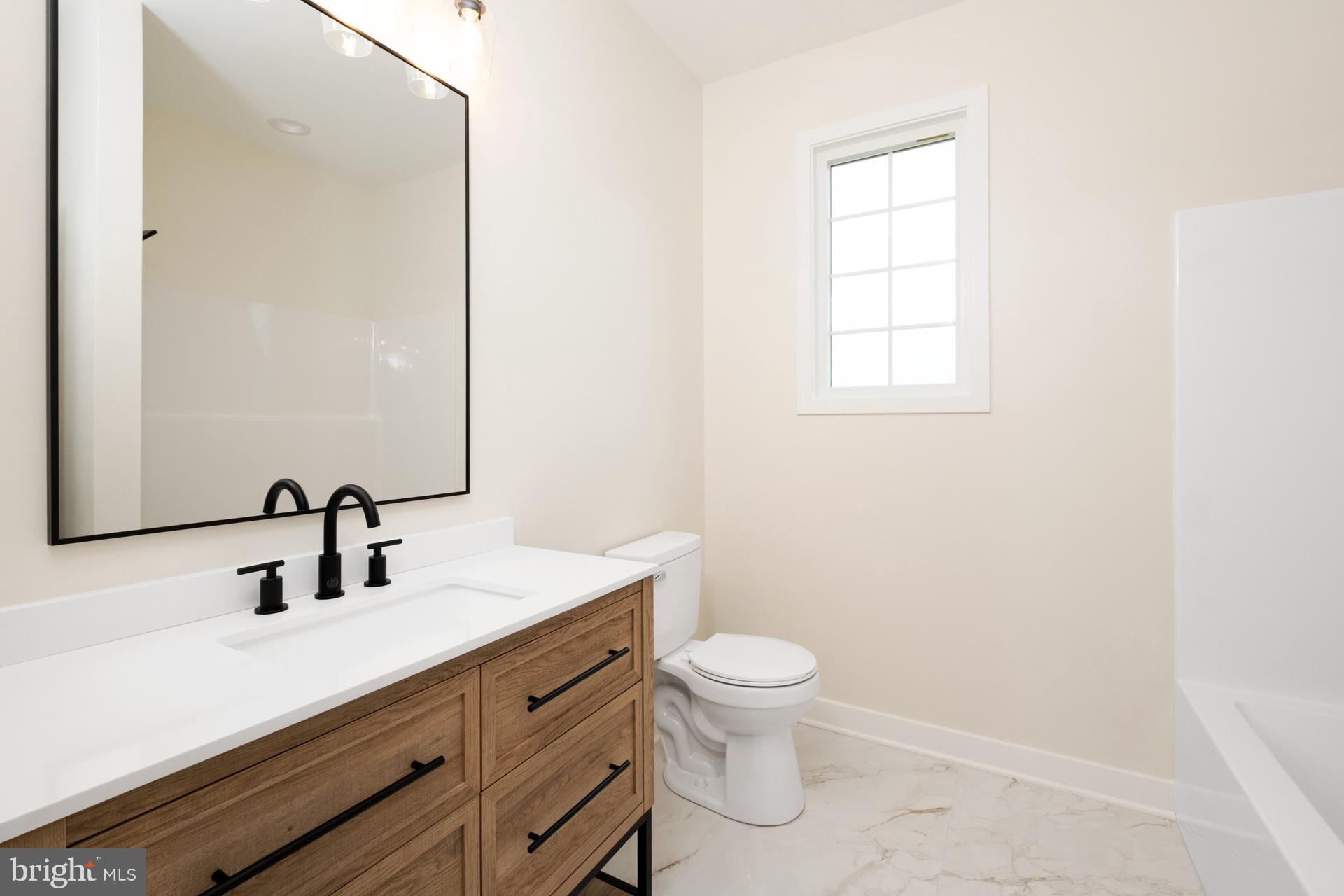 THE PONDS - Residential