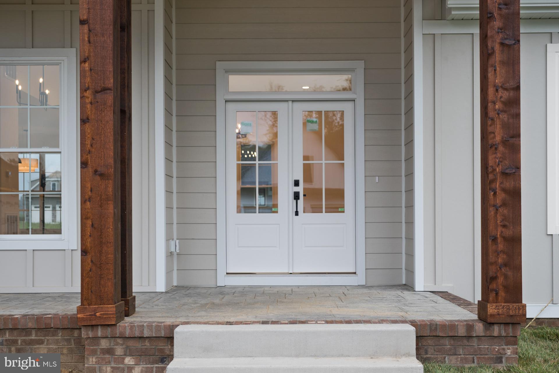 THE PONDS - Residential