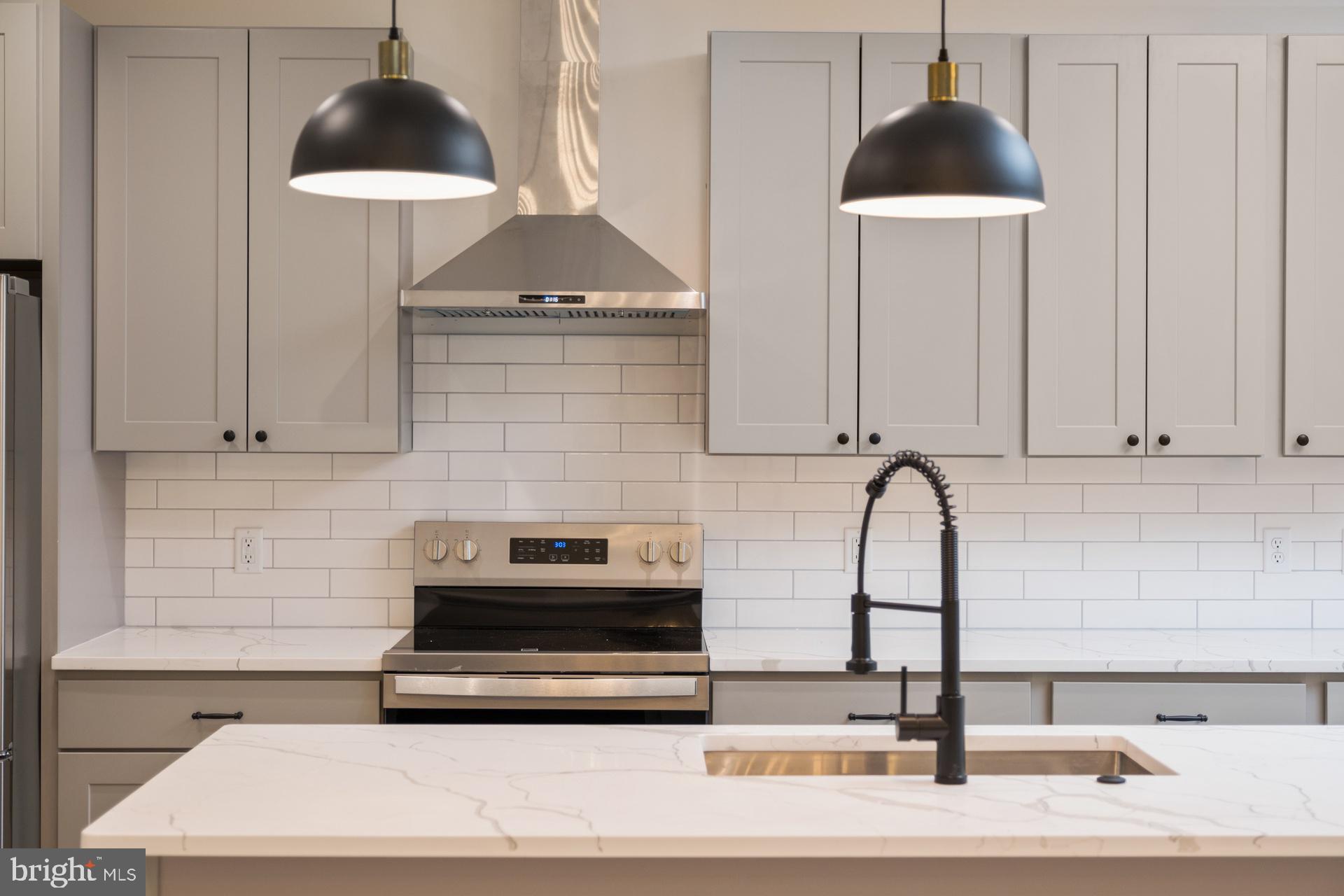 THE PONDS - Residential