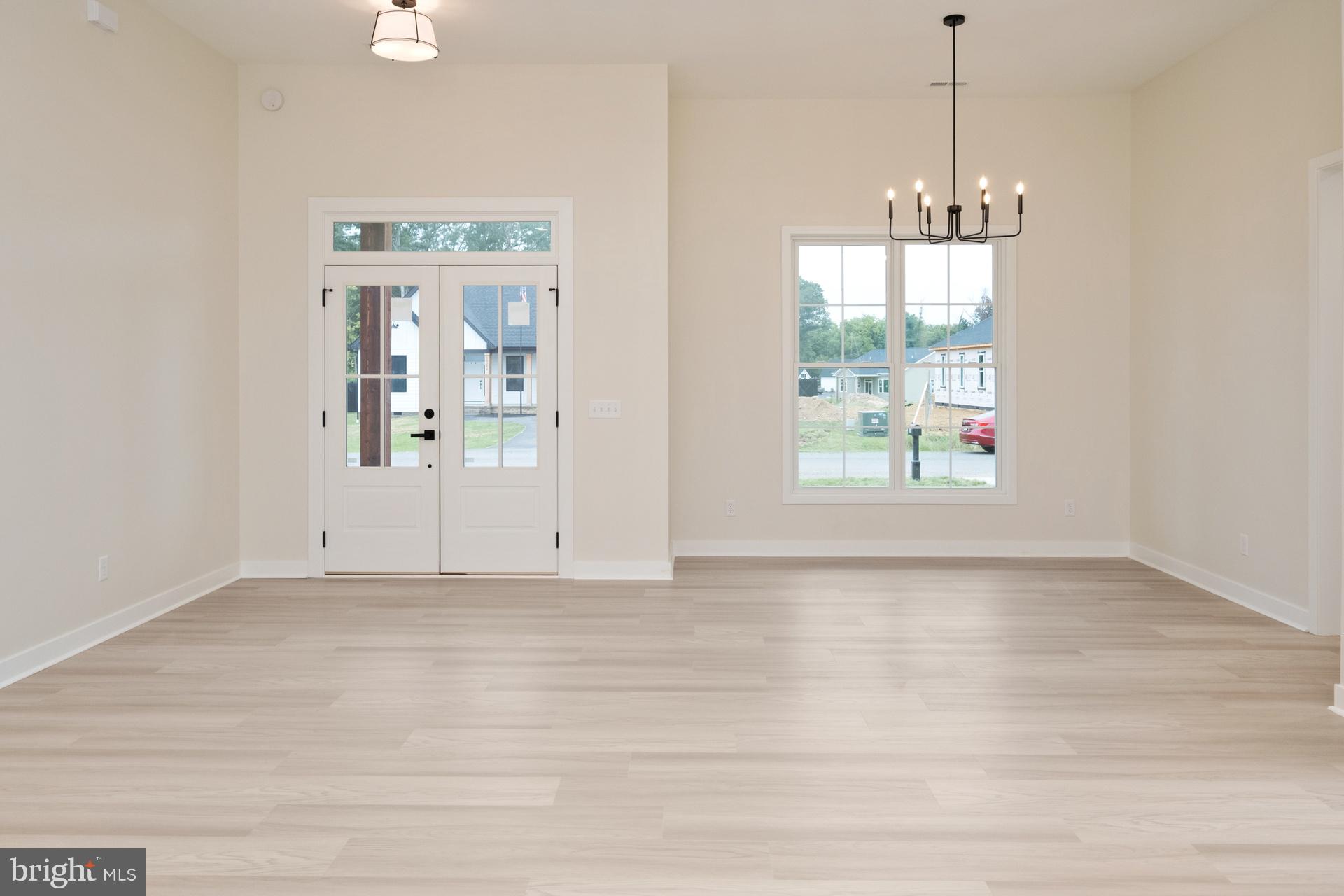 THE PONDS - Residential