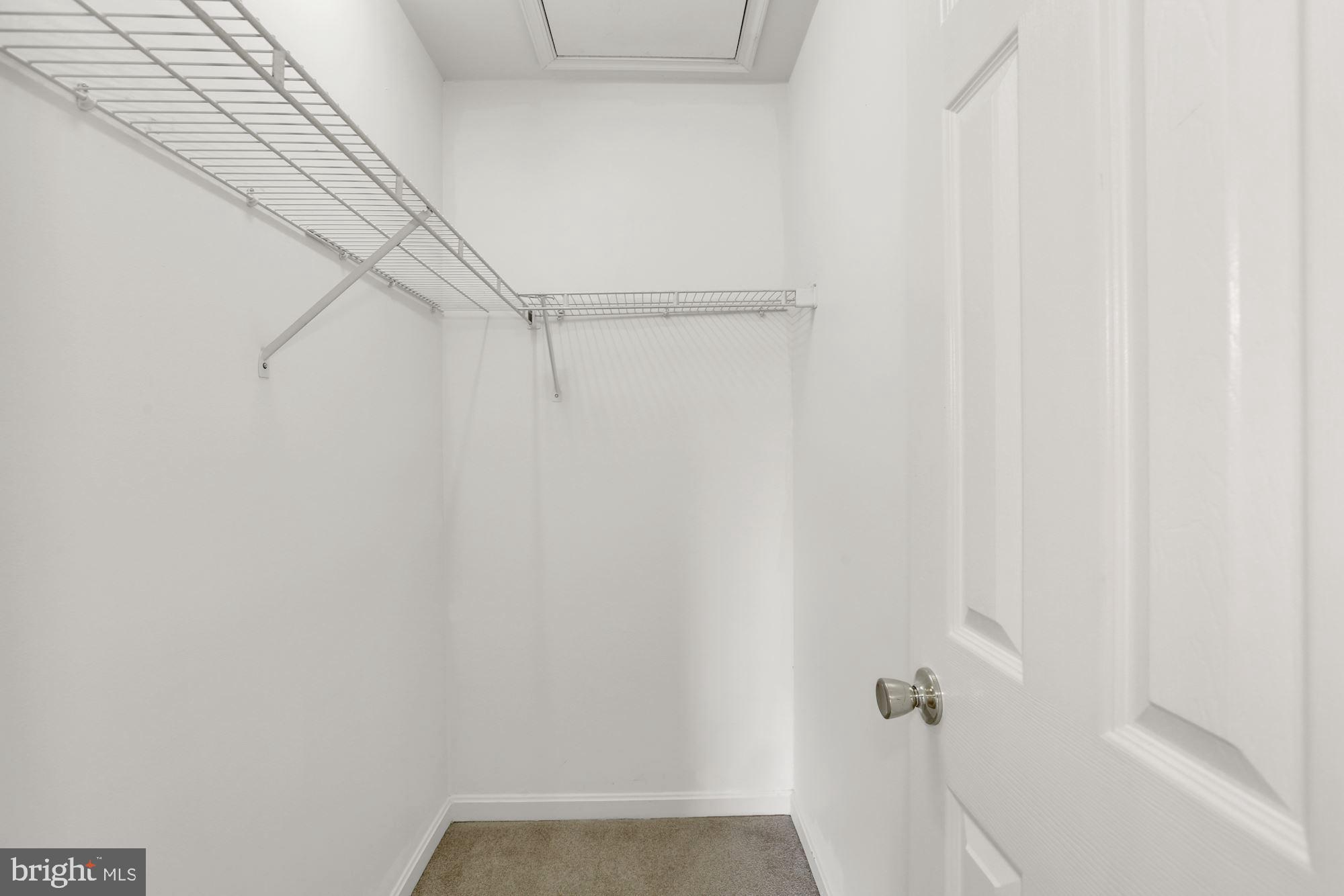 THE HILLS - Residential