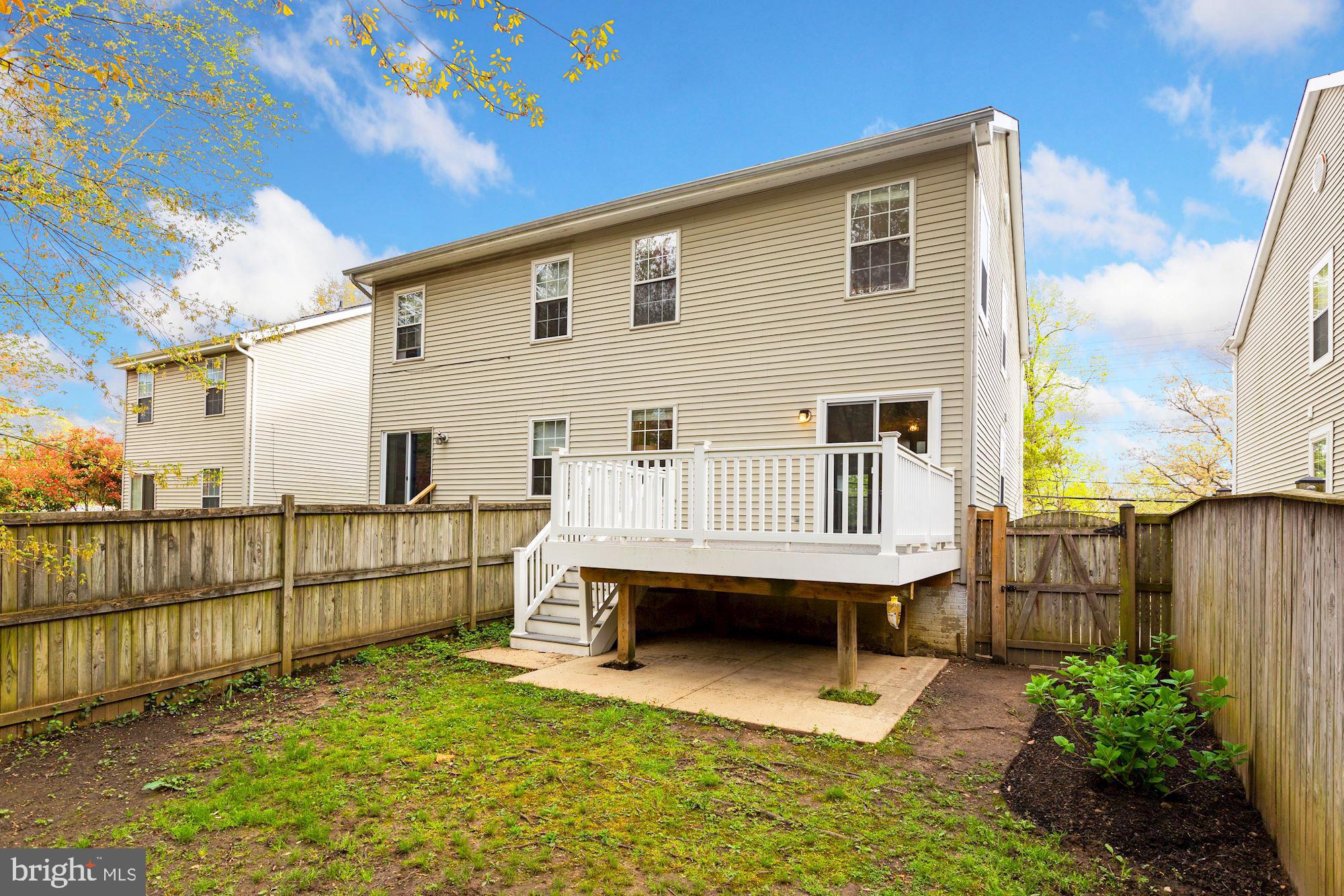 THE HILLS - Residential