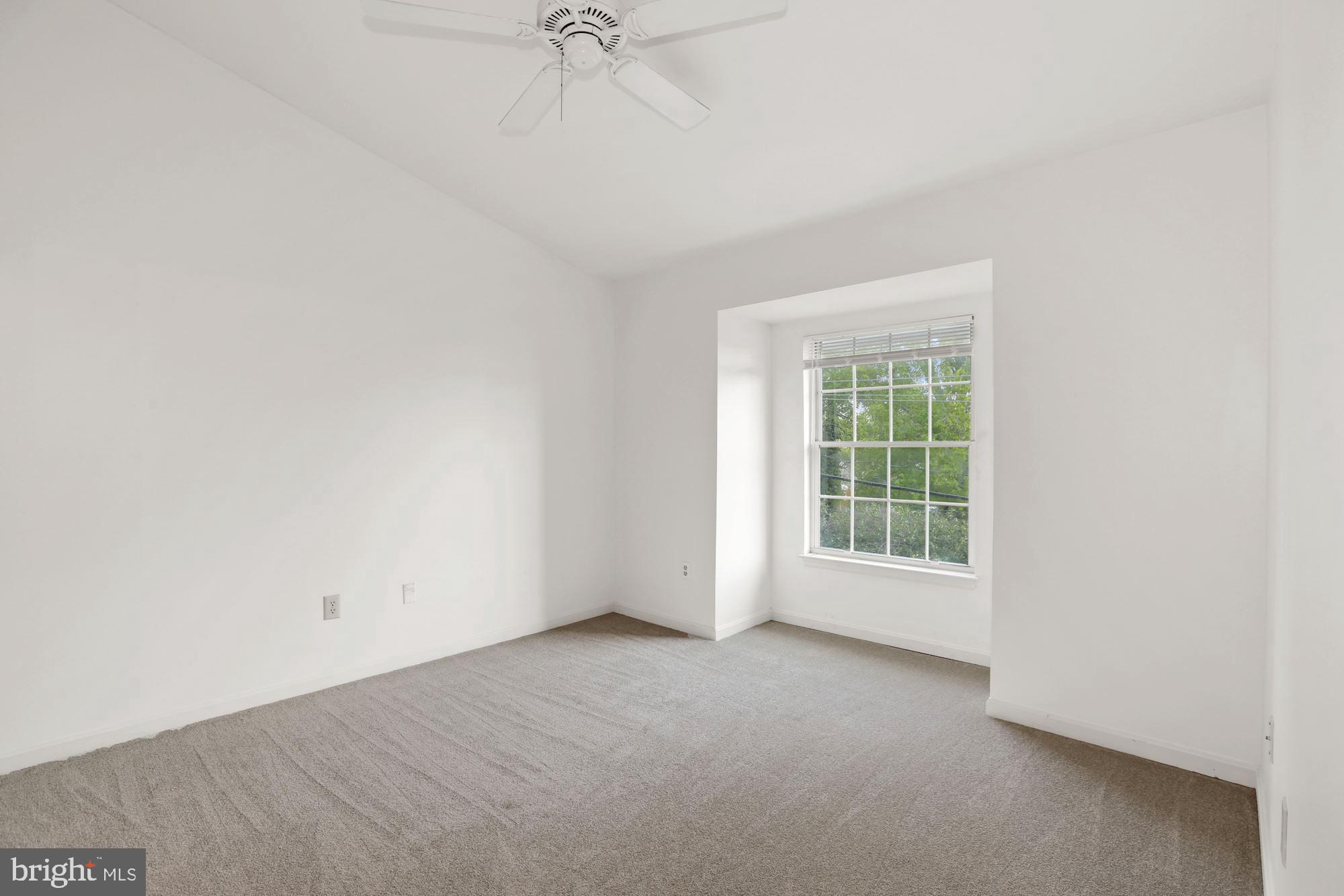 THE HILLS - Residential