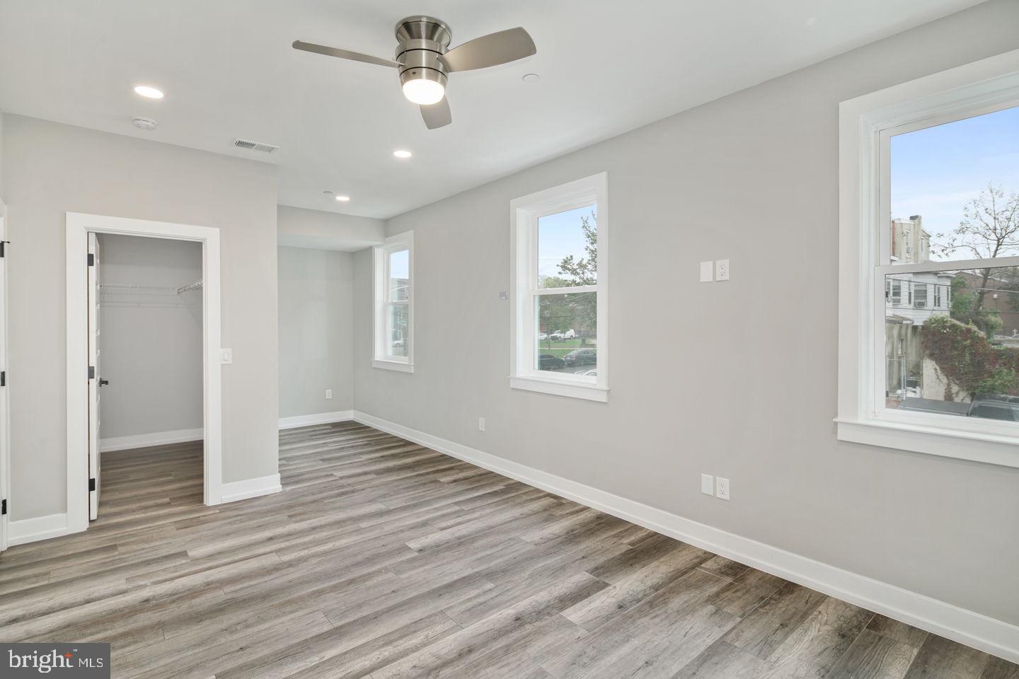 FRANCISVILLE - Residential