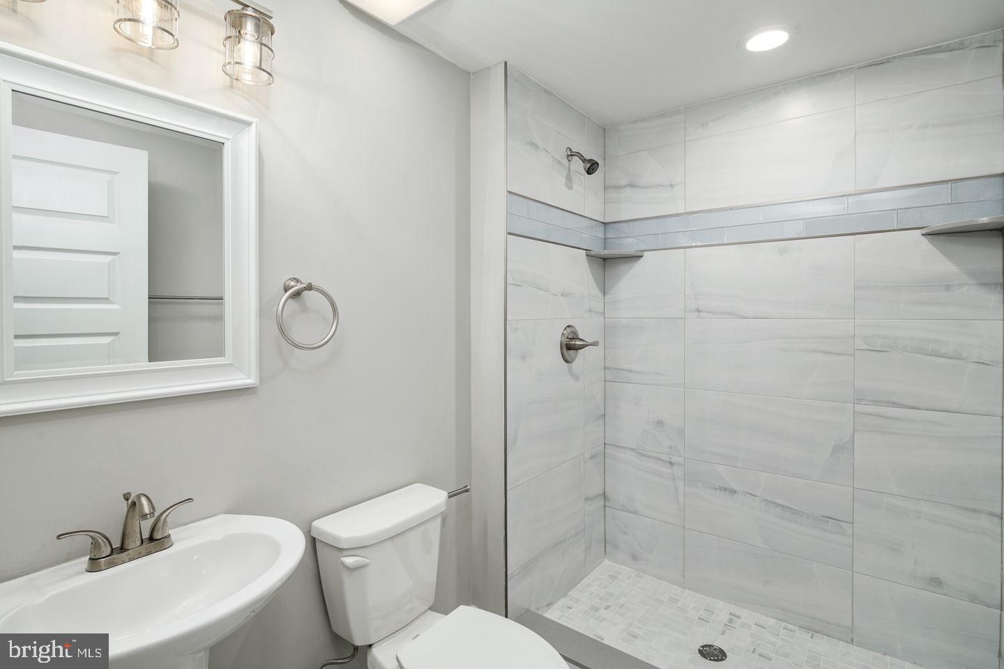 FRANCISVILLE - Residential