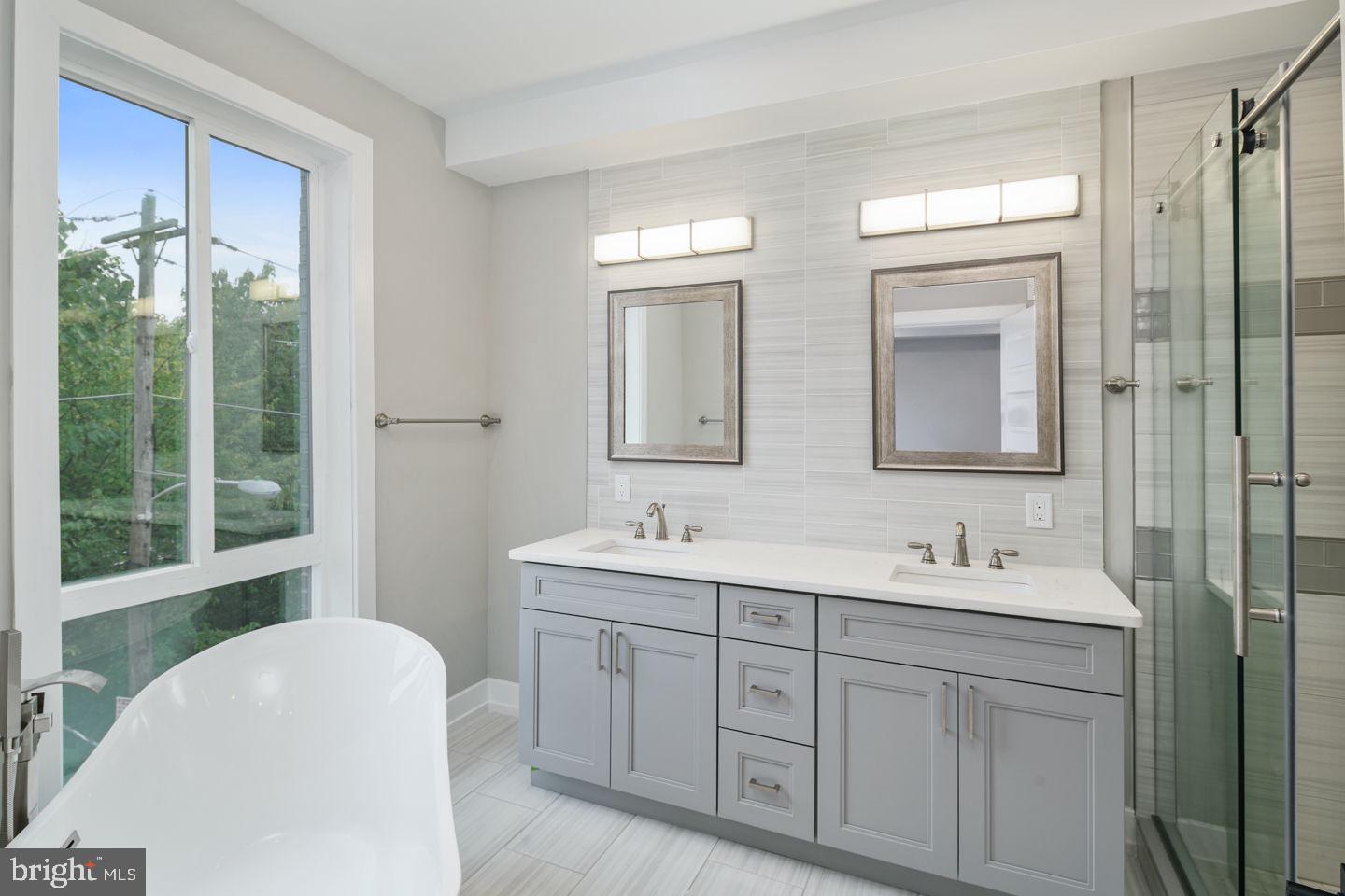 FRANCISVILLE - Residential