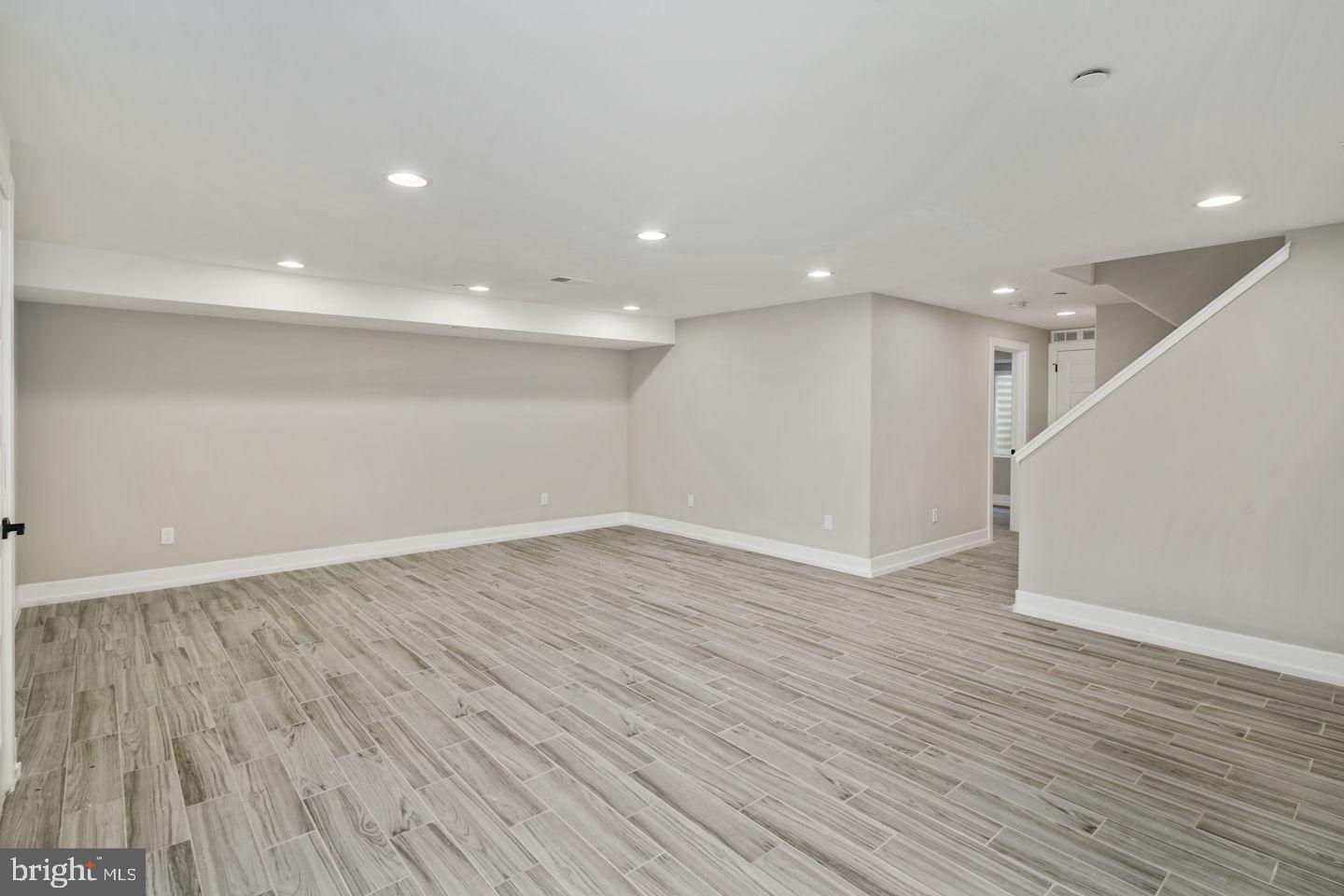 FRANCISVILLE - Residential