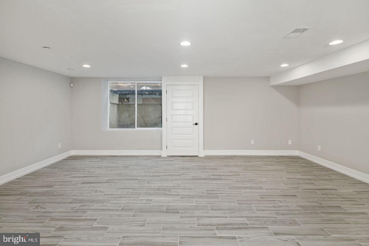 FRANCISVILLE - Residential