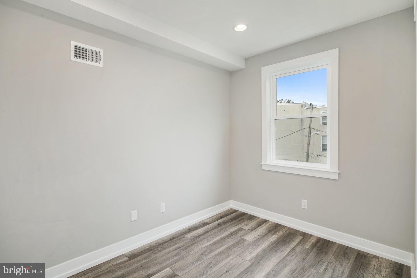 FRANCISVILLE - Residential