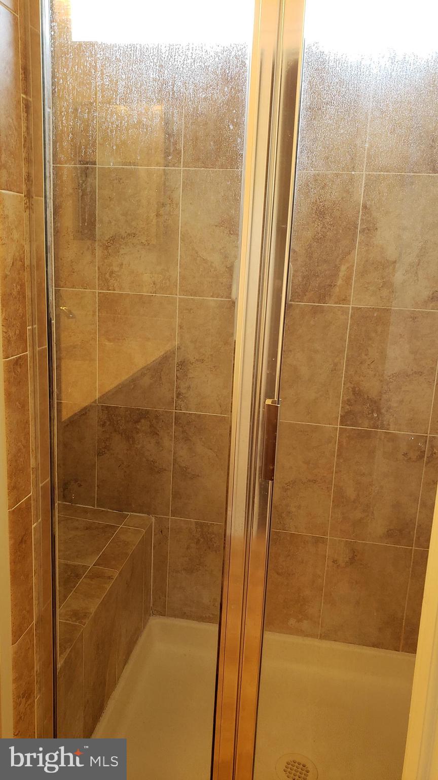 GOOSE CREEK VILLAGE NORTH - Residential Lease