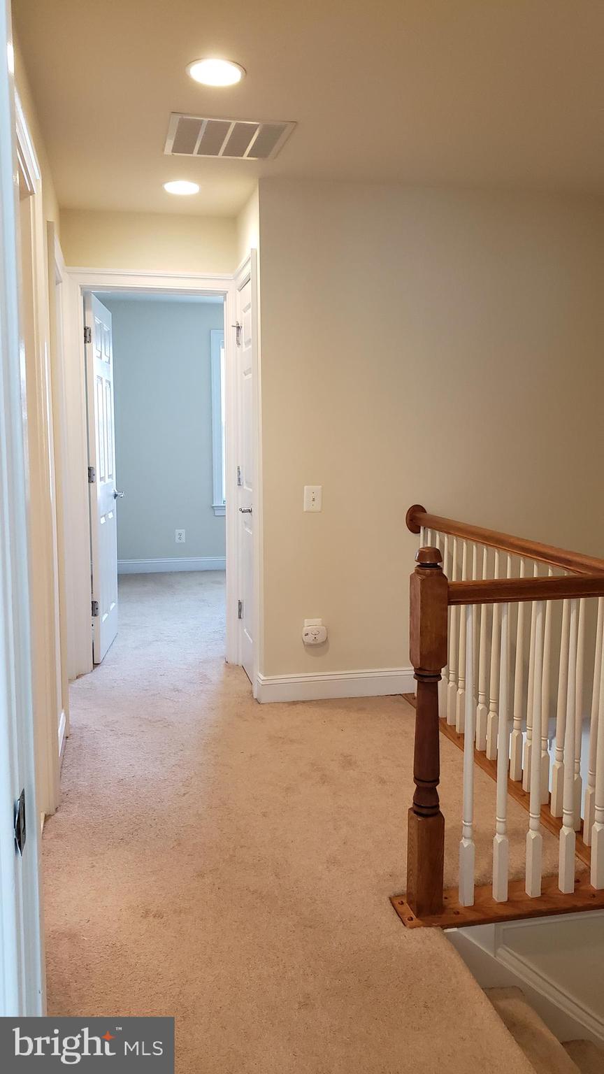 GOOSE CREEK VILLAGE NORTH - Residential Lease