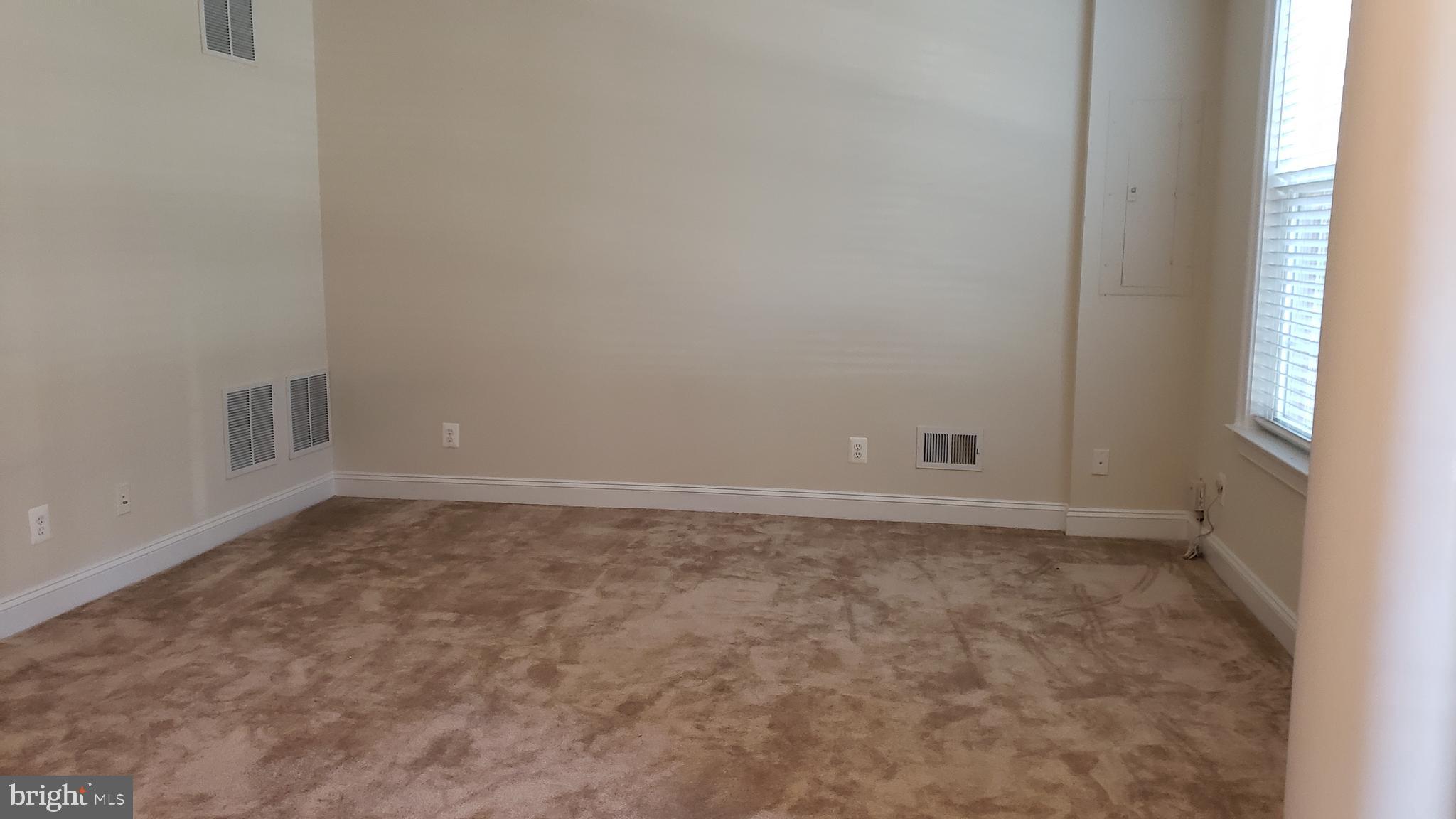 GOOSE CREEK VILLAGE NORTH - Residential Lease