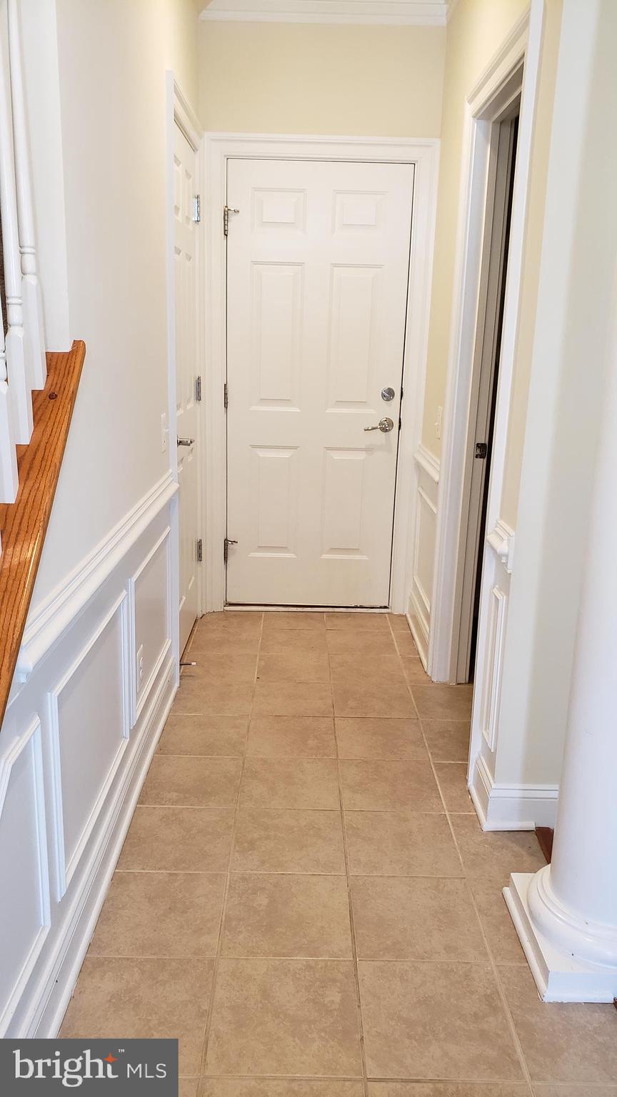 GOOSE CREEK VILLAGE NORTH - Residential Lease