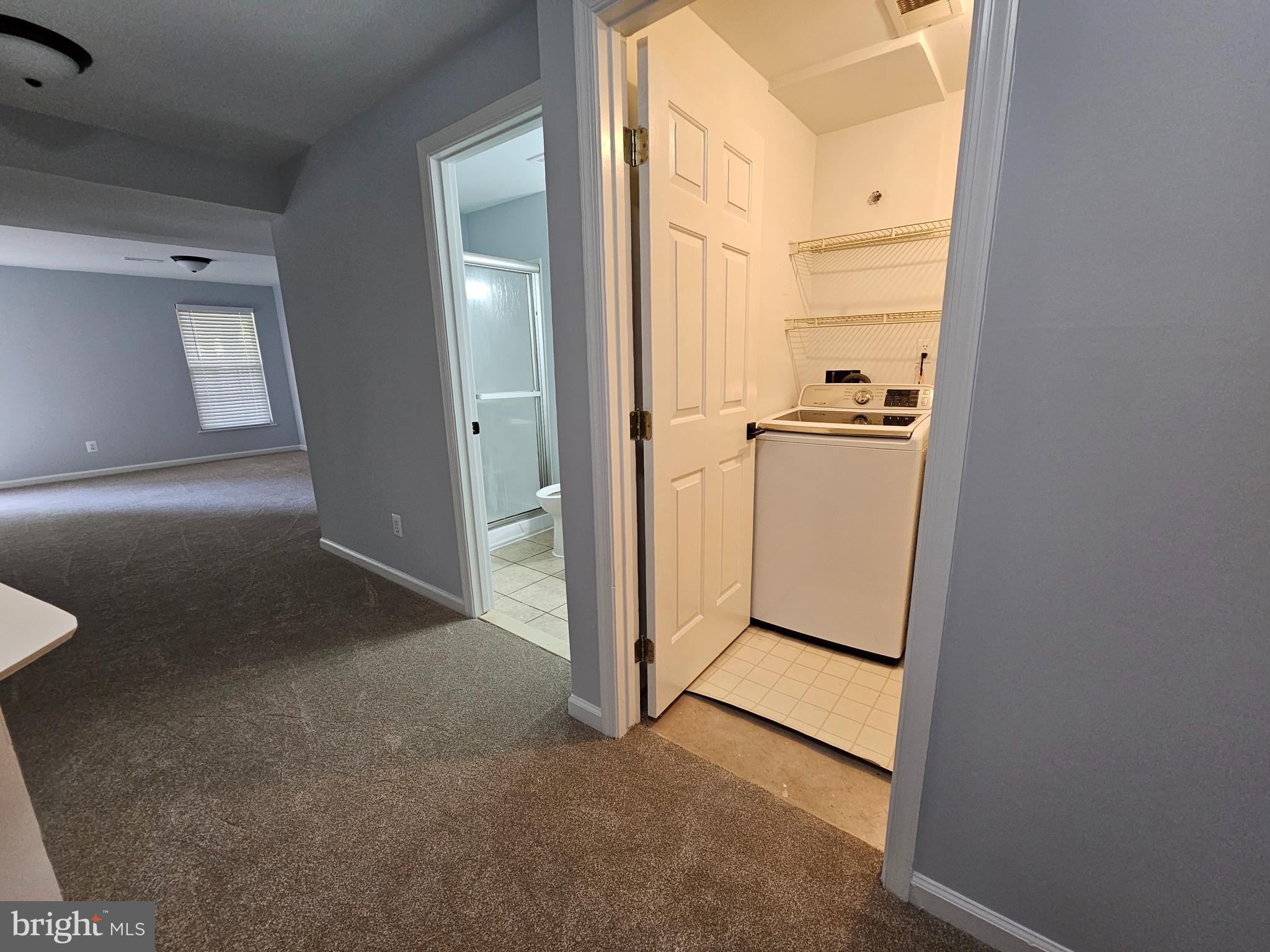 CENTRE RIDGE LAND BAY - Residential Lease