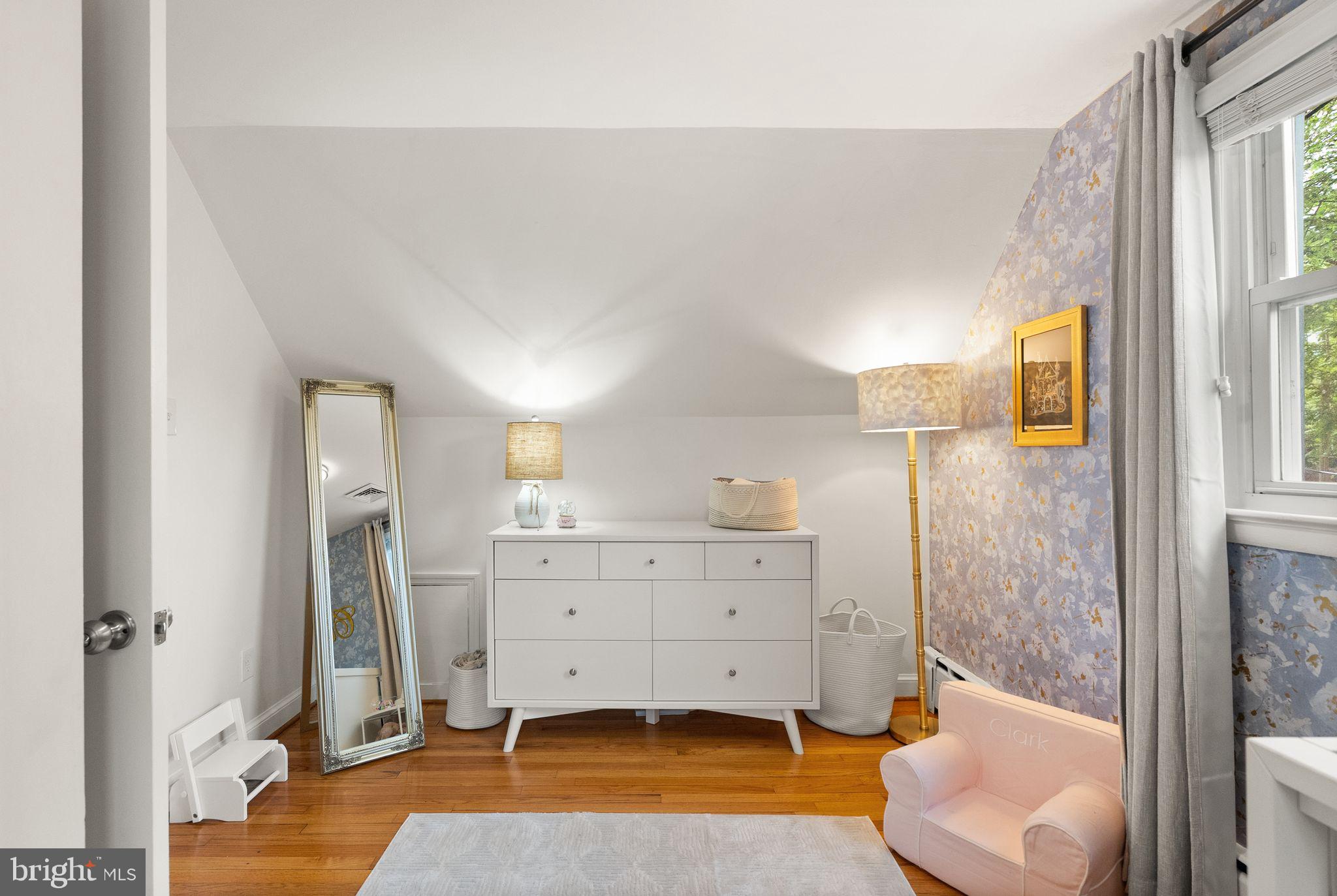 COTTAGE PARK - Residential