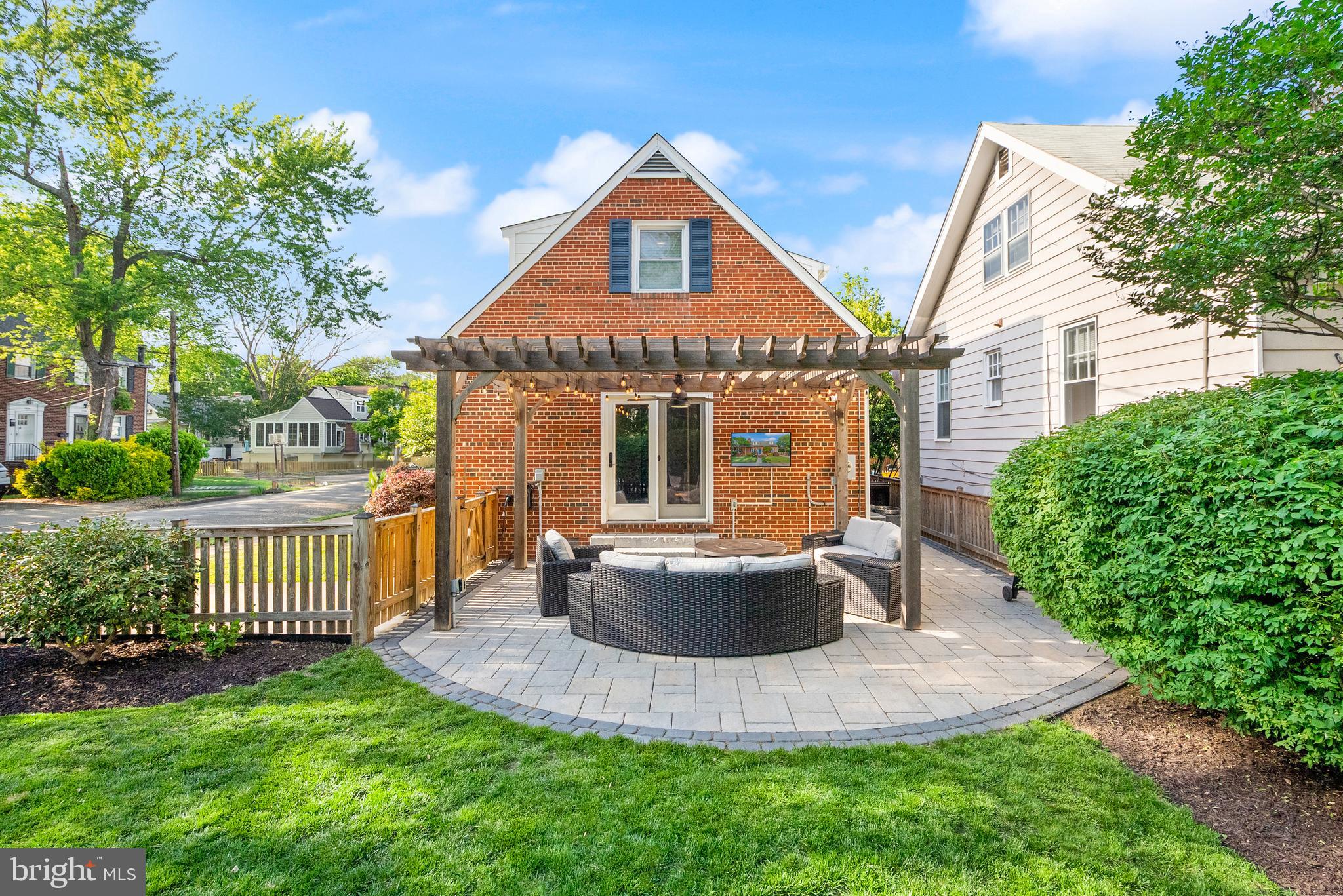 COTTAGE PARK - Residential