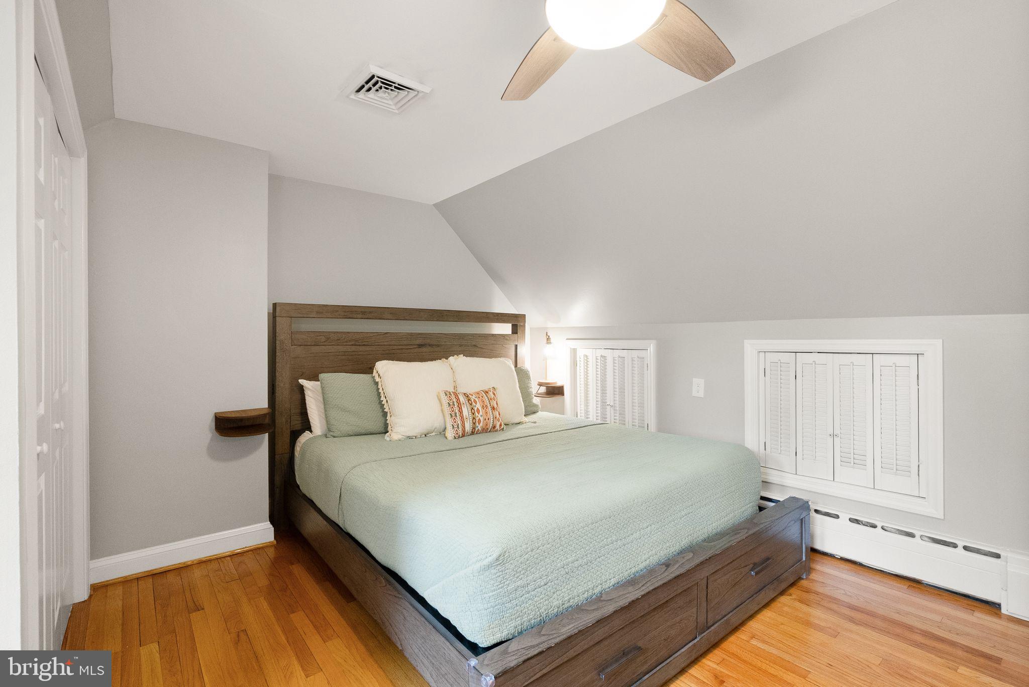 COTTAGE PARK - Residential