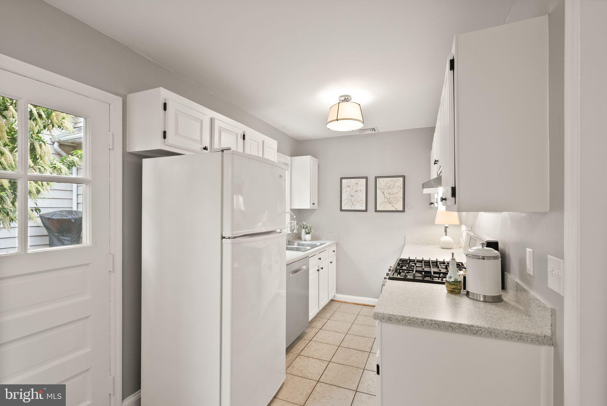 COTTAGE PARK - Residential