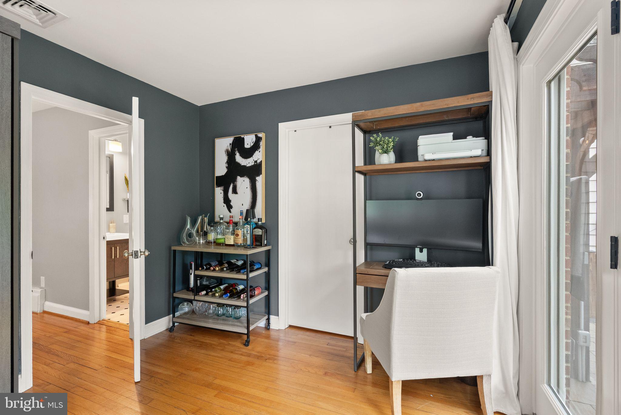 COTTAGE PARK - Residential