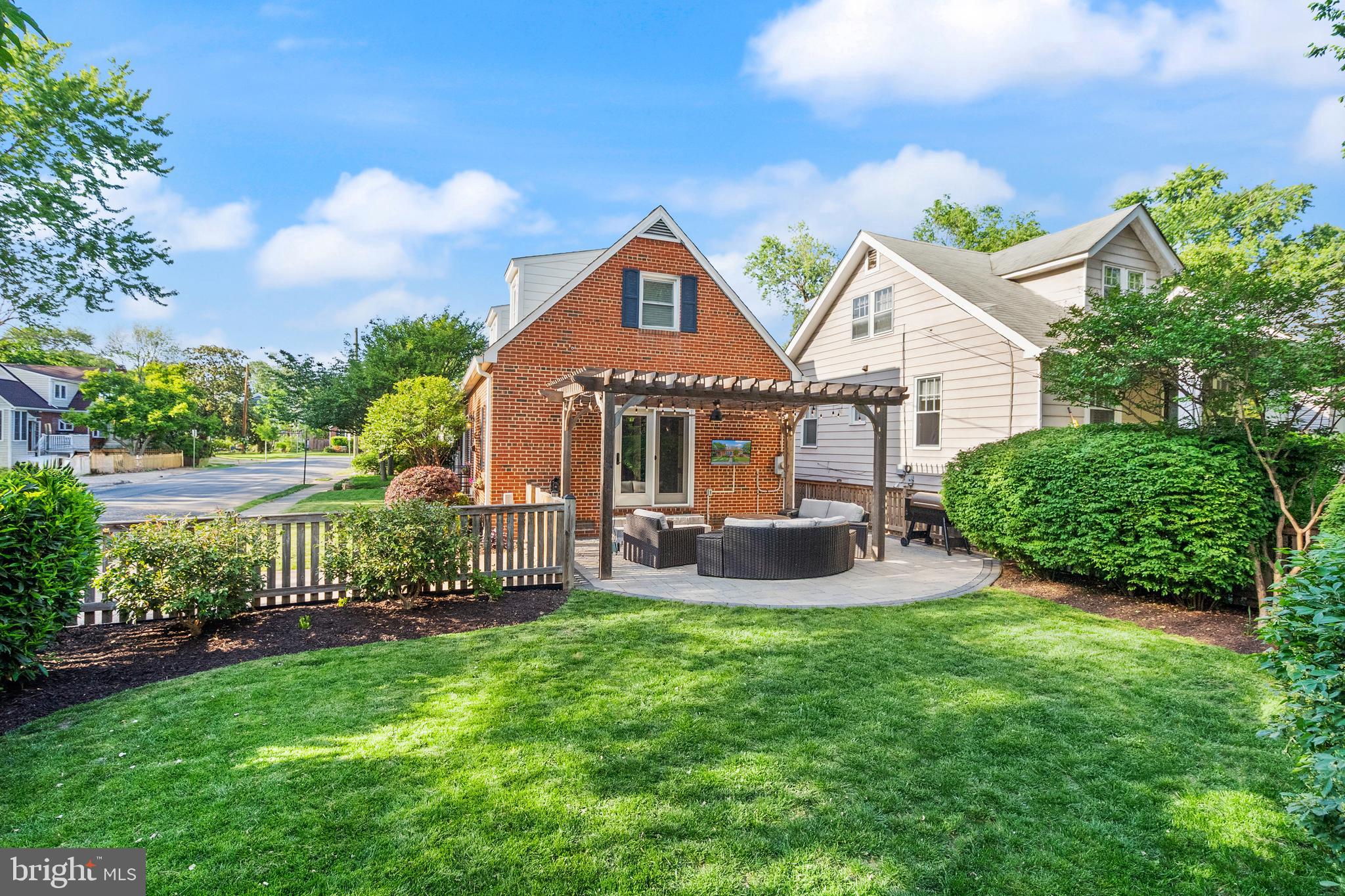 COTTAGE PARK - Residential