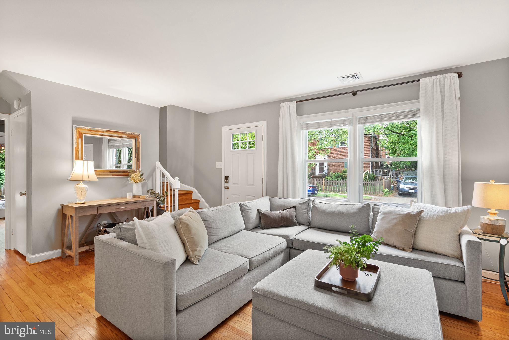 COTTAGE PARK - Residential