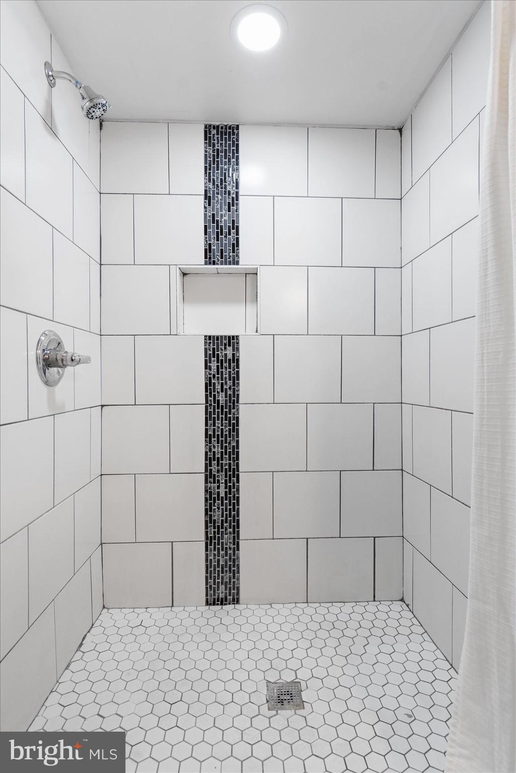 MIDDLESEX - Residential