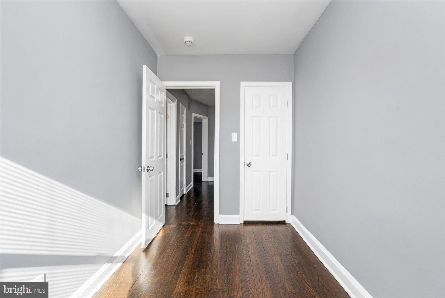 MIDDLESEX - Residential