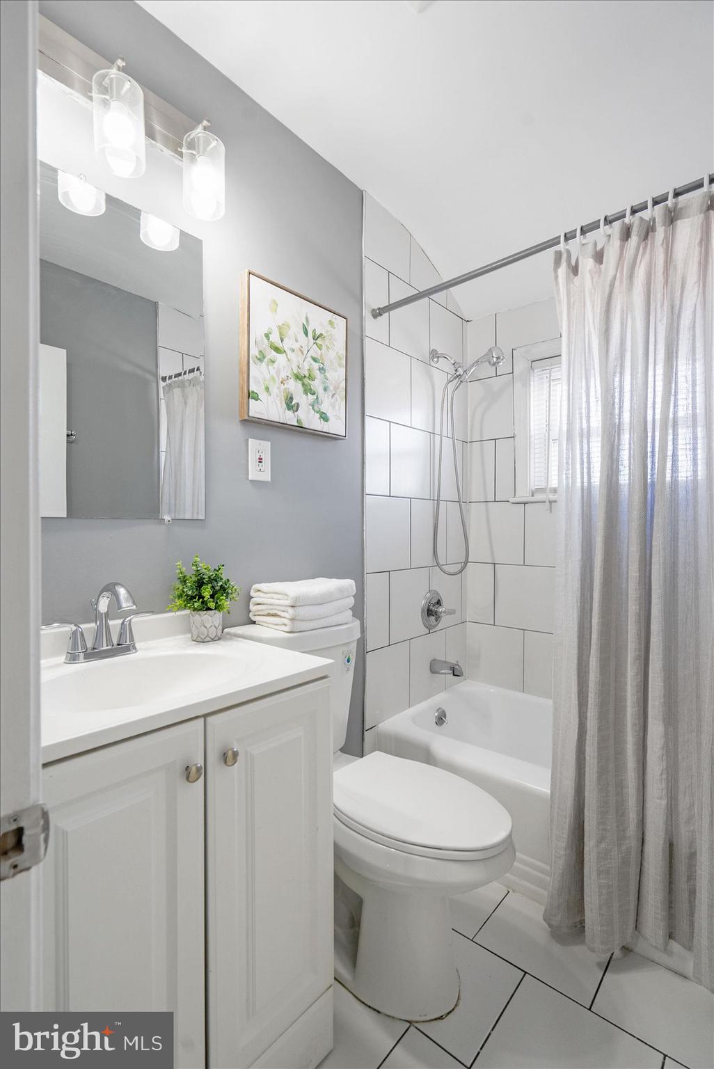 MIDDLESEX - Residential