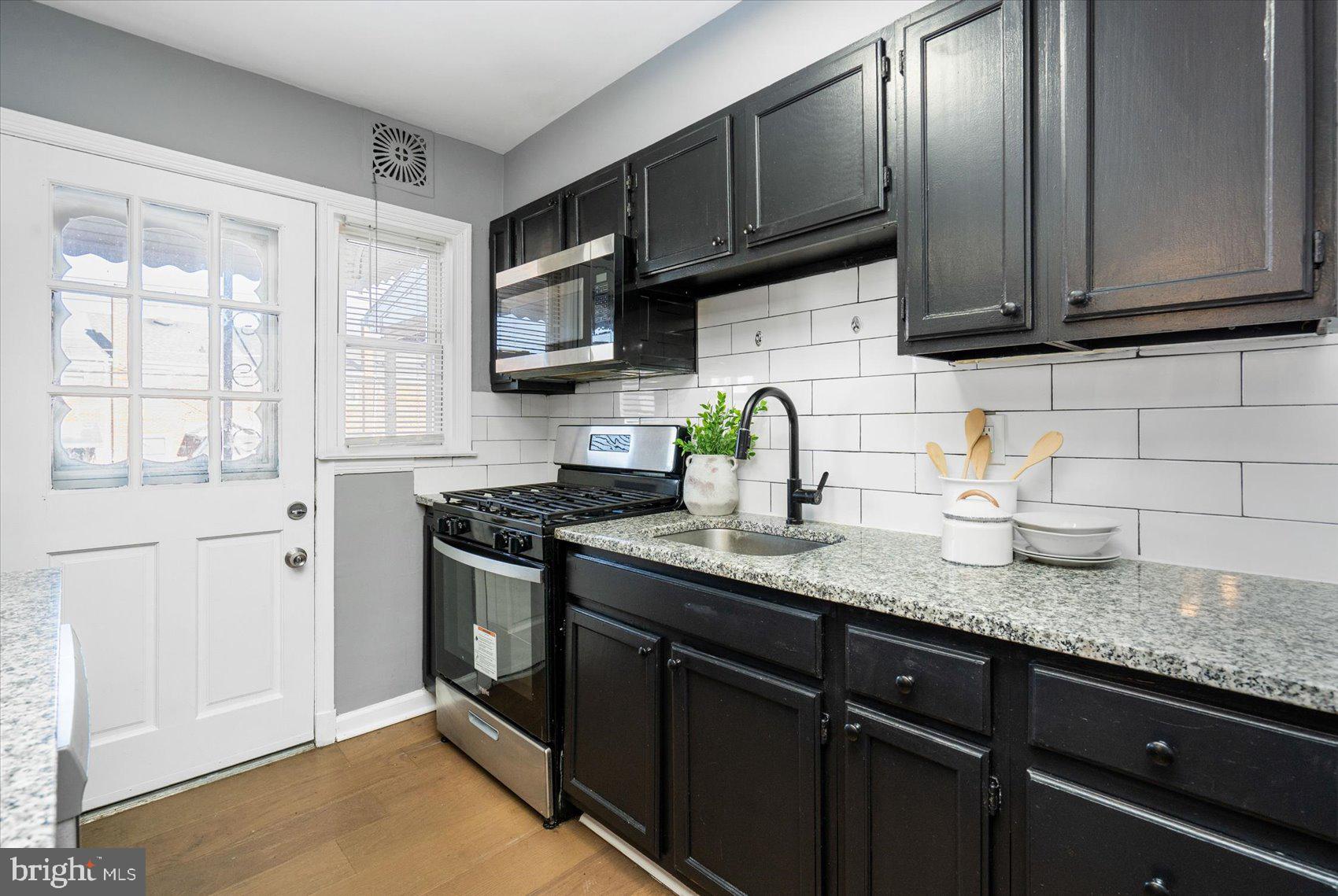 MIDDLESEX - Residential