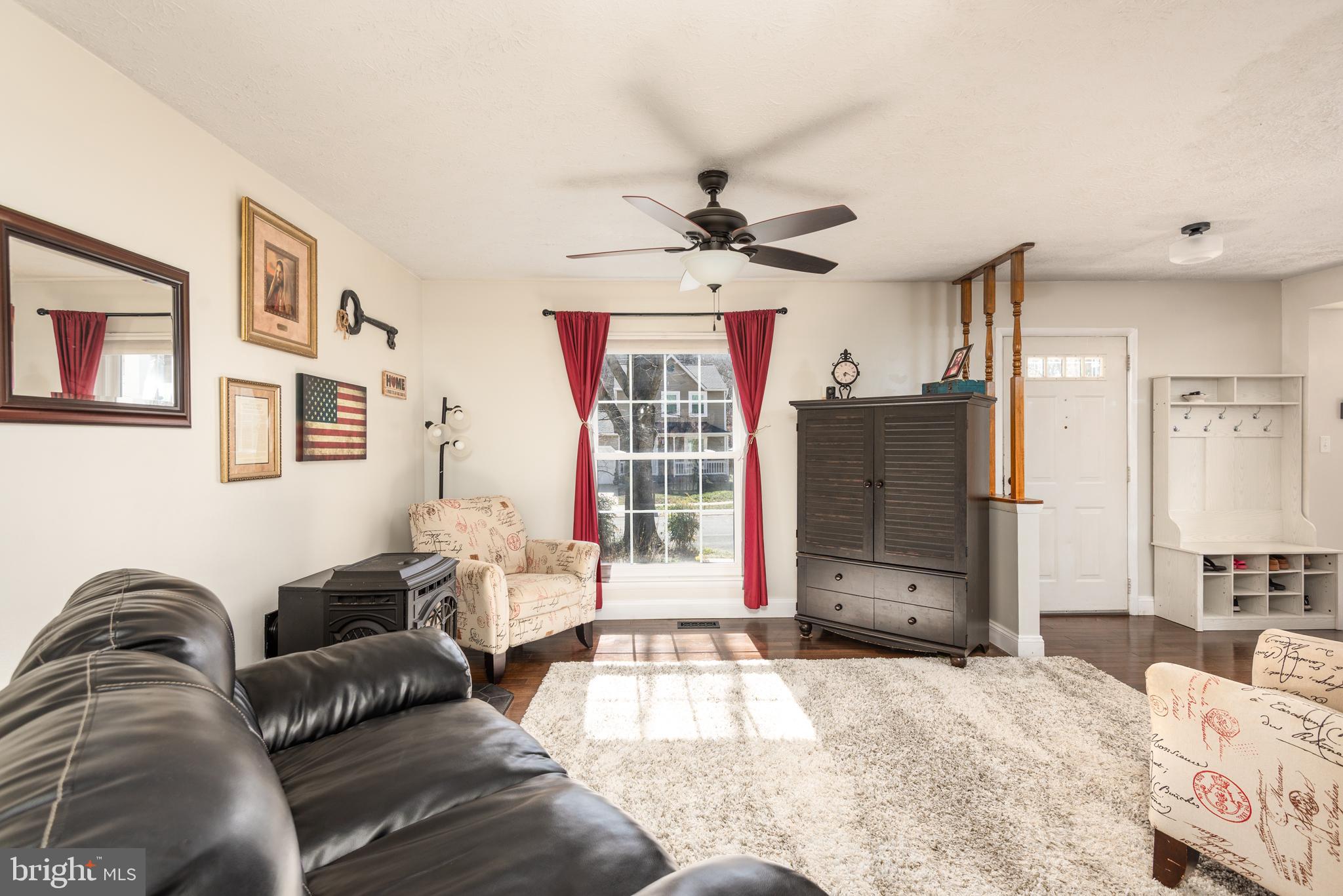 HUNTERS POINTE - Residential