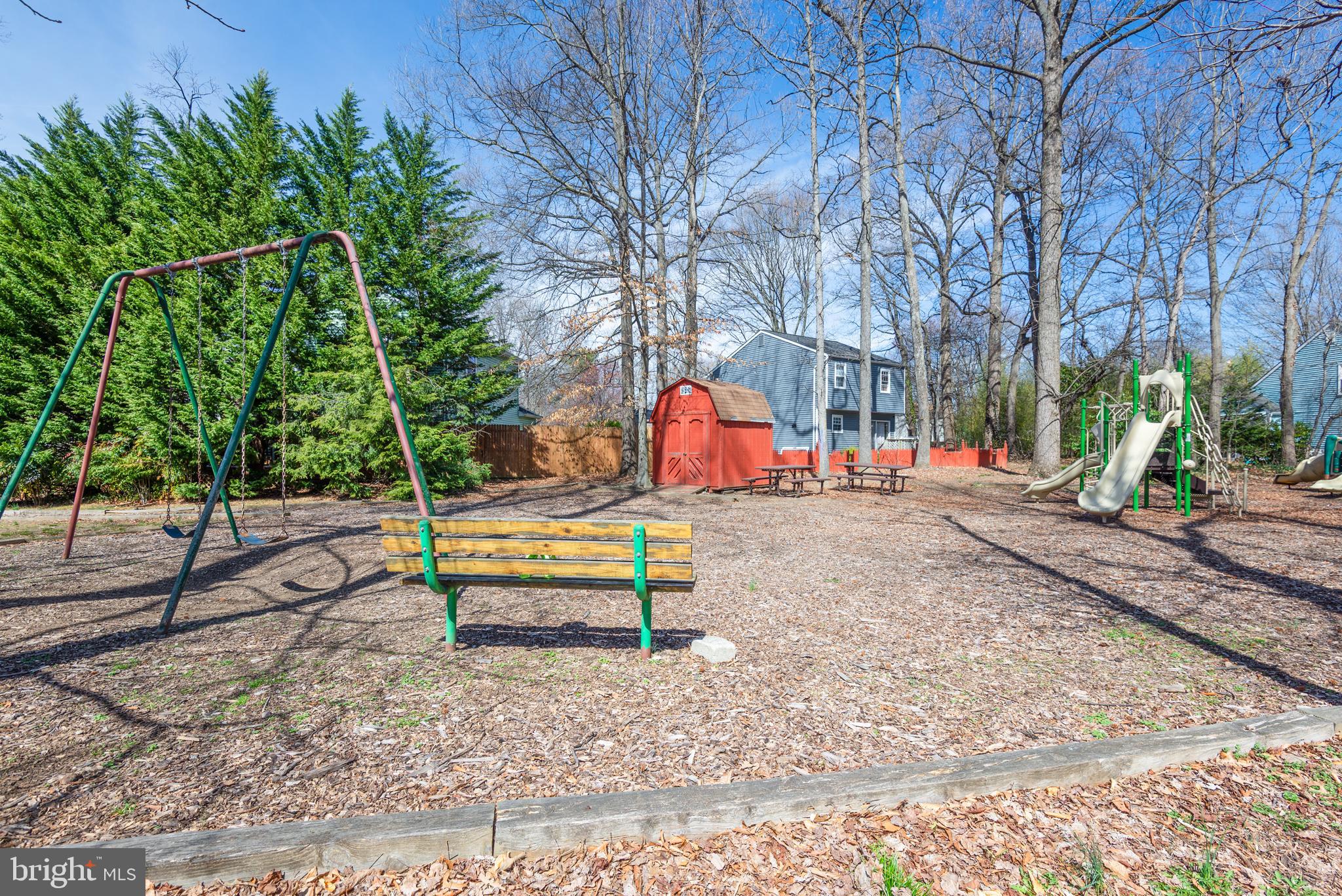 HUNTERS POINTE - Residential