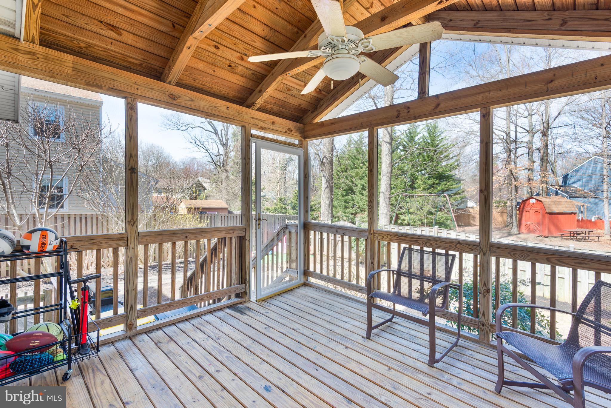 HUNTERS POINTE - Residential