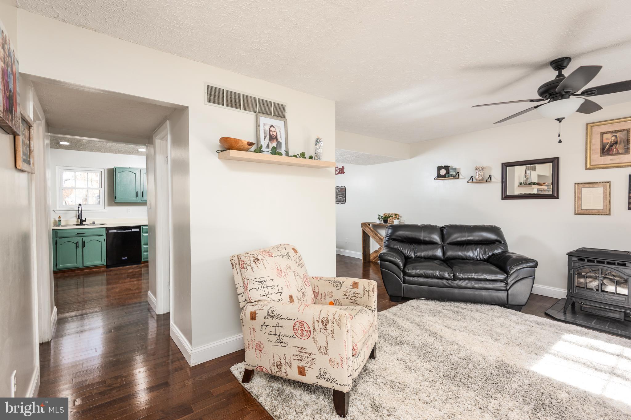 HUNTERS POINTE - Residential