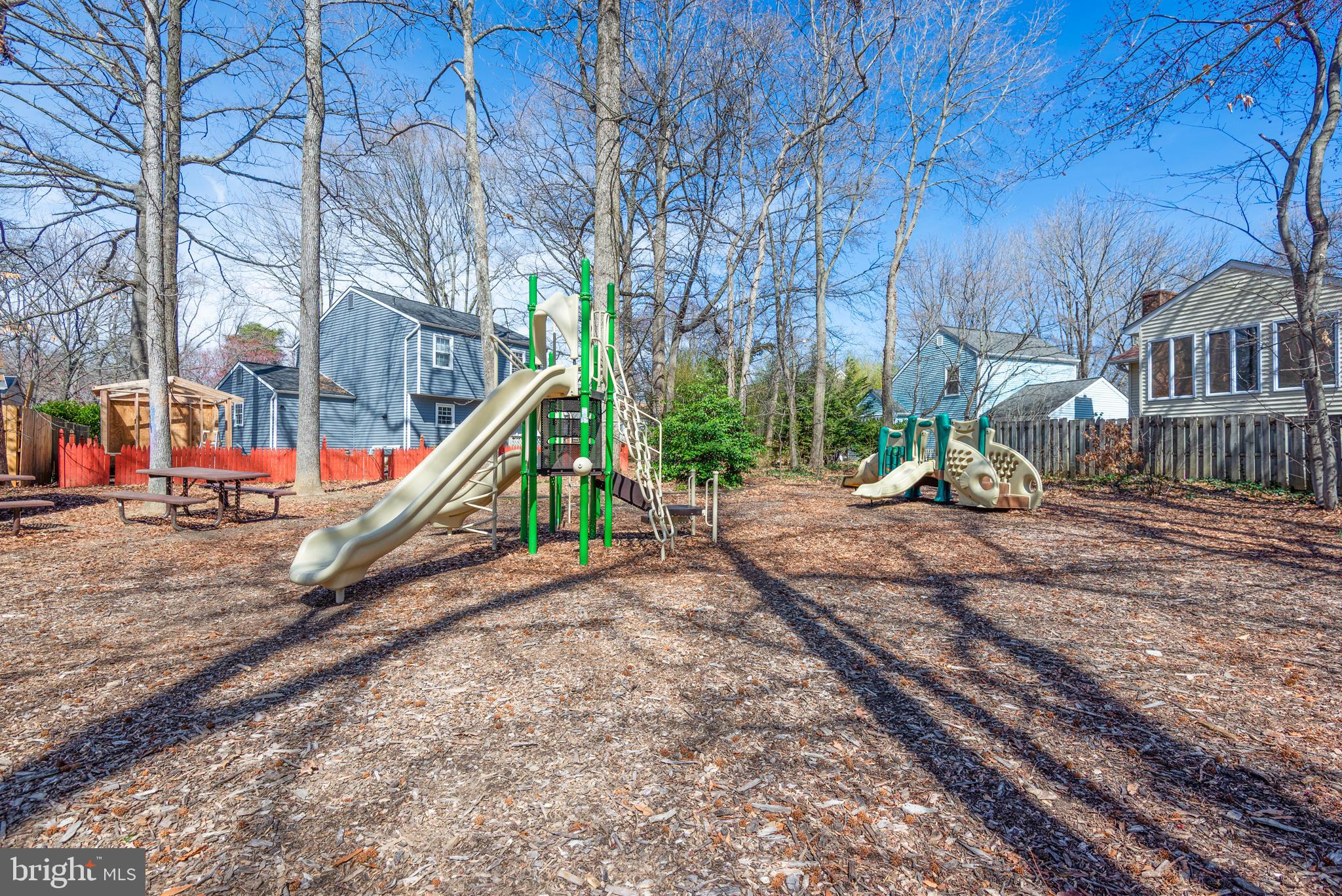 HUNTERS POINTE - Residential