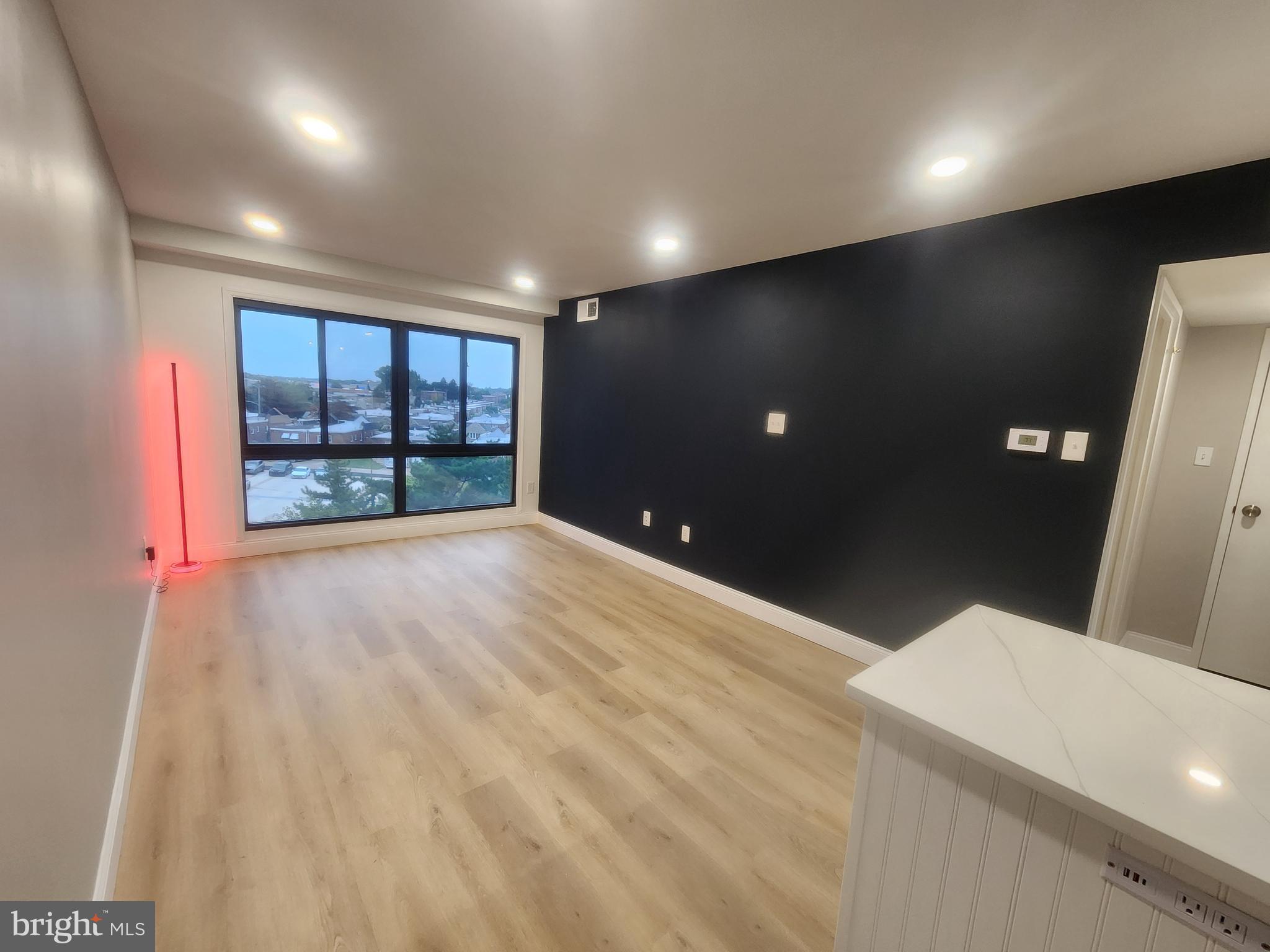 RHAWNHURST - Residential