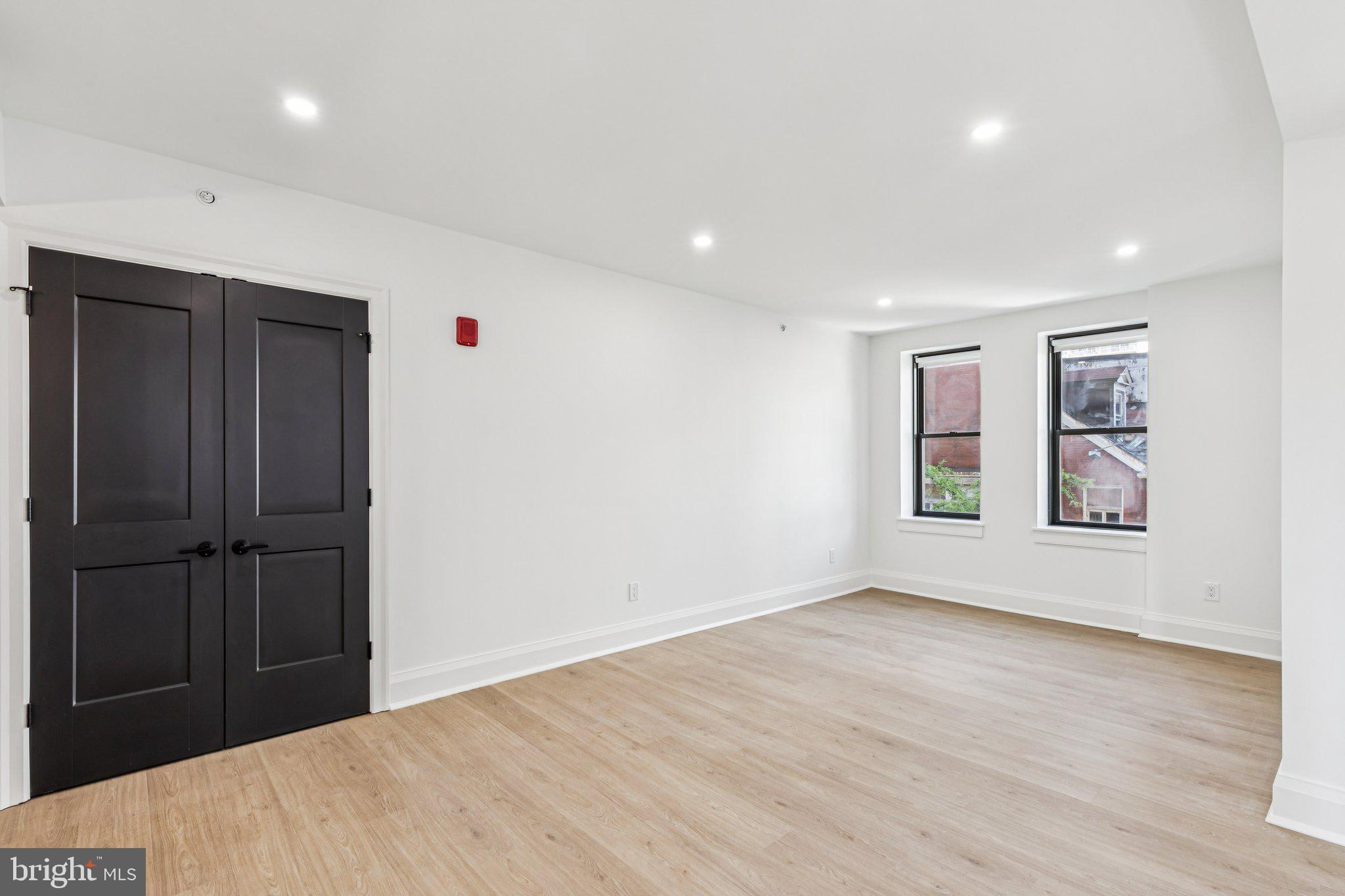 RITTENHOUSE SQUARE - Residential Lease