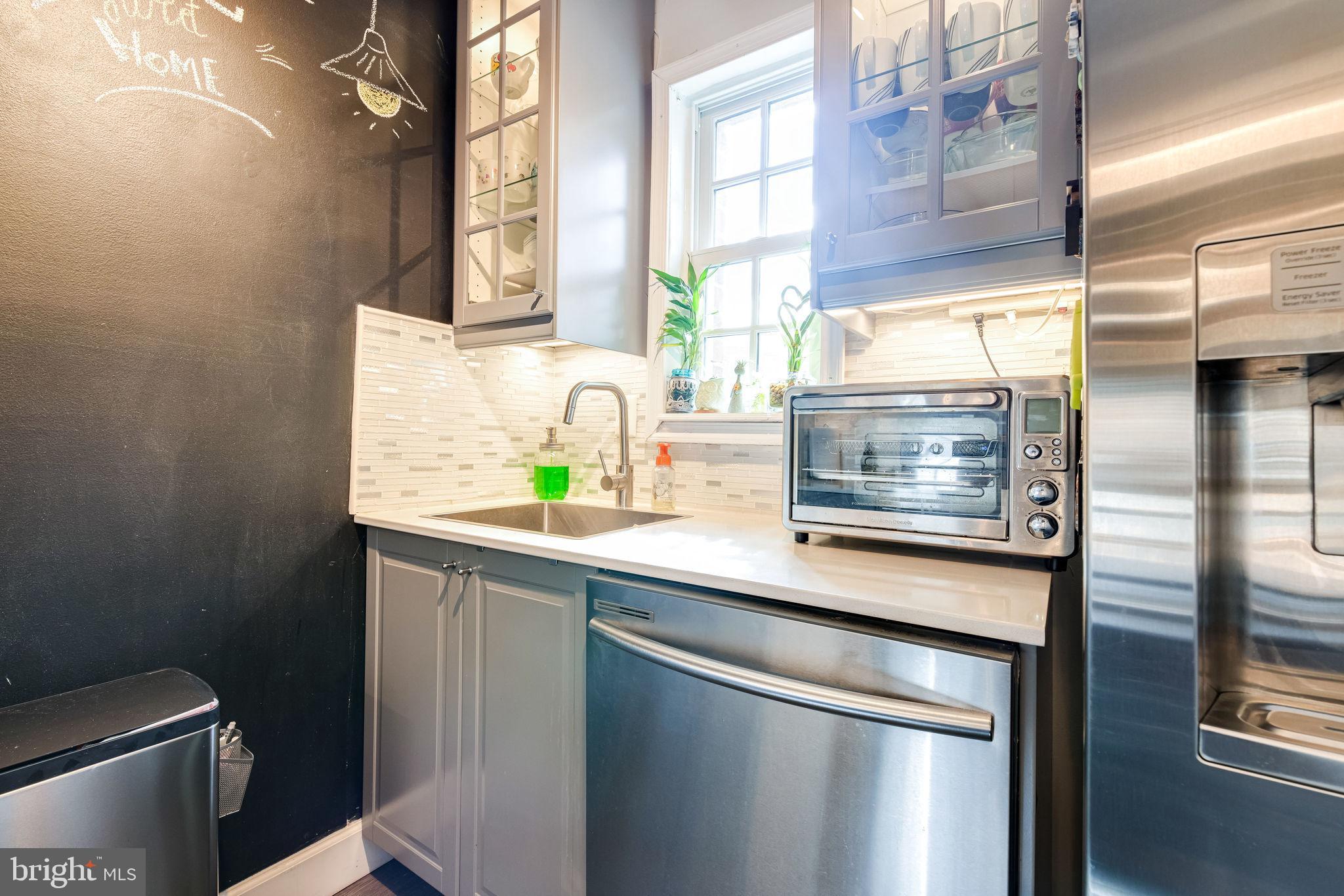 POTOWMACK CROSSING - Residential Lease