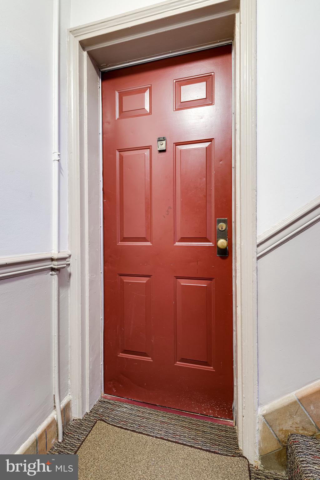 POTOWMACK CROSSING - Residential Lease