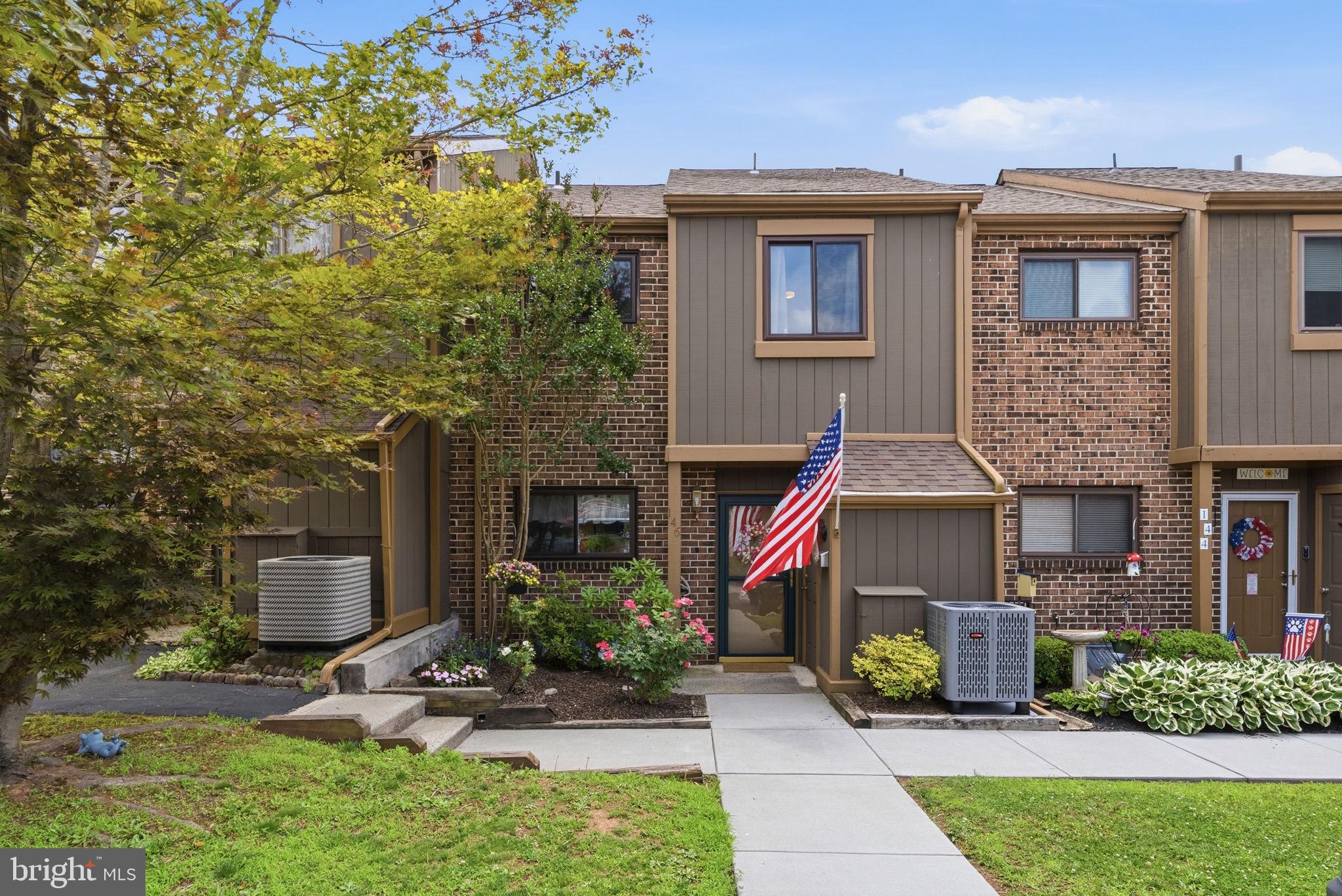 146 LARCHWOOD COURT