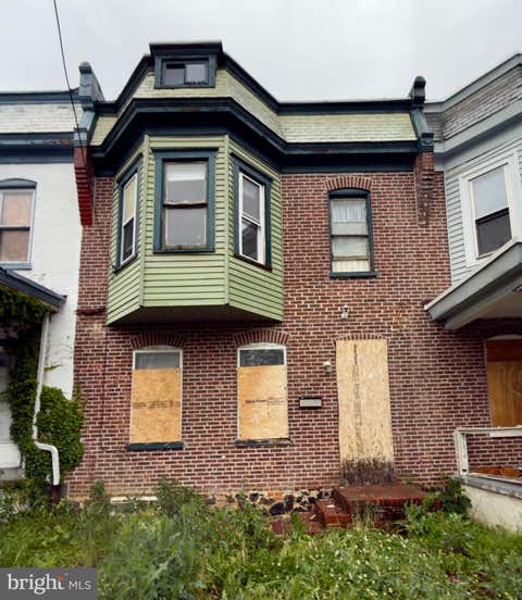 Townhouse For Sale - 2709 N West Street<br/> WILMINGTON, DE 19802