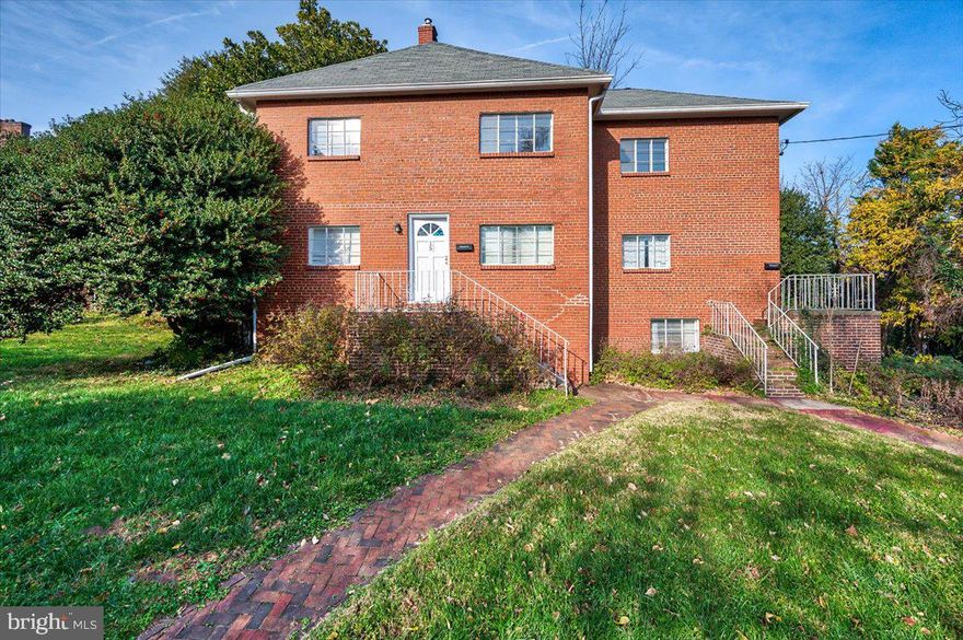 Location, location, location! INVESTOR alert for an apartment unit building that can be converted to a single family home in historic Annapolis! This property is steps away from city dock and all that downtown Annapolis has to offer! Enjoy incredible views of historic Annapolis & Spa Creek. The Red Brick Inn is currently being used as a full time Airbnb, but it can easily be converted to a single family home. There are a total of three separate apartments that have all been updated in 2014 and are all separately metered. Floor plans and additional information available upon request! Don’t miss out on this one!