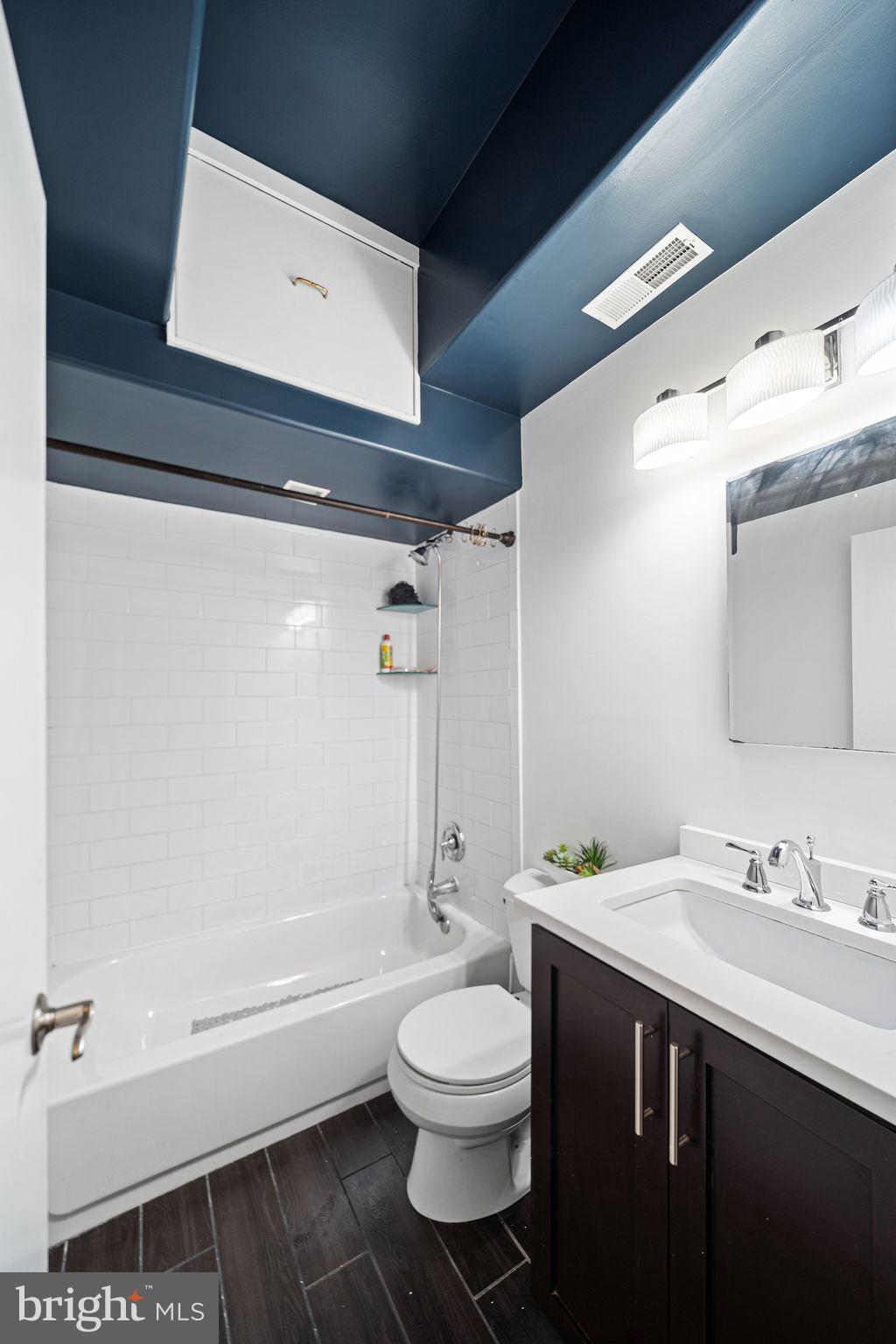 HAWTHORNE - Residential