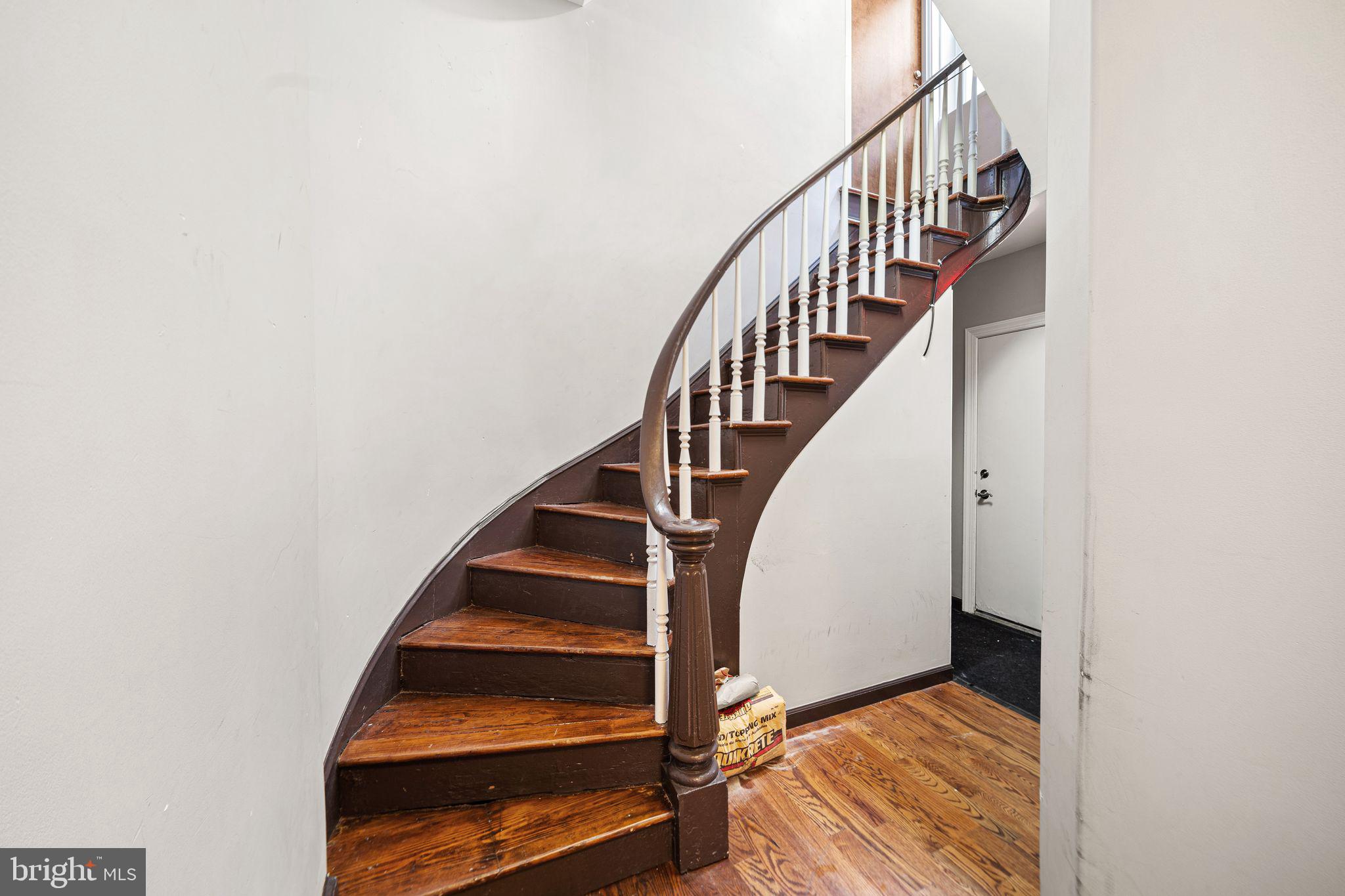 HAWTHORNE - Residential