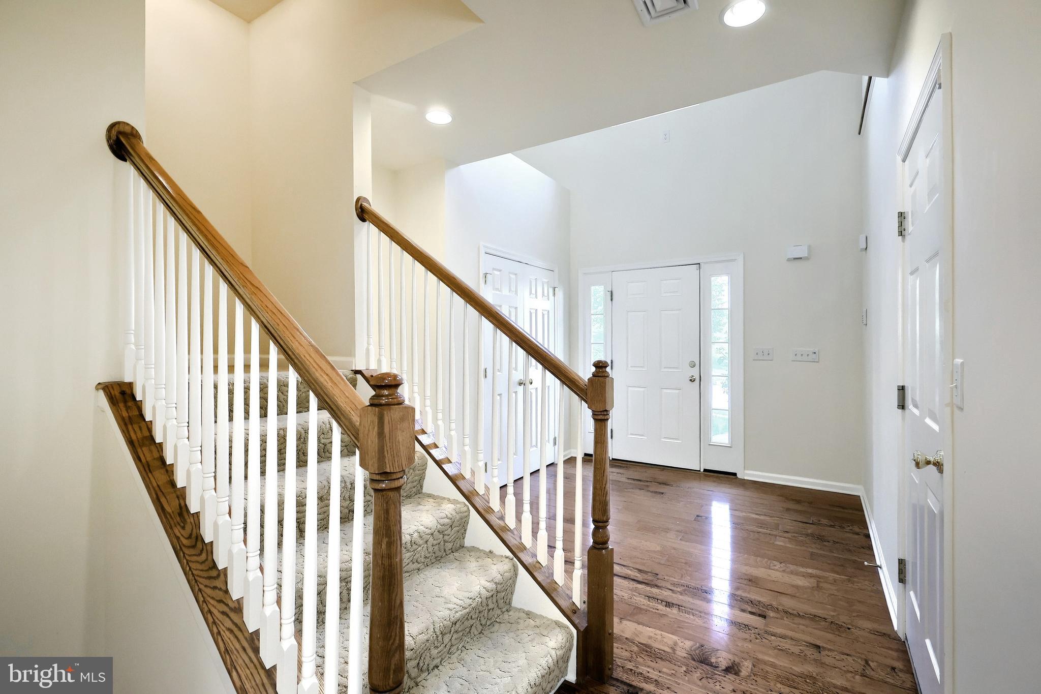 2112 MAPLE CREST BOULEVARD 2112