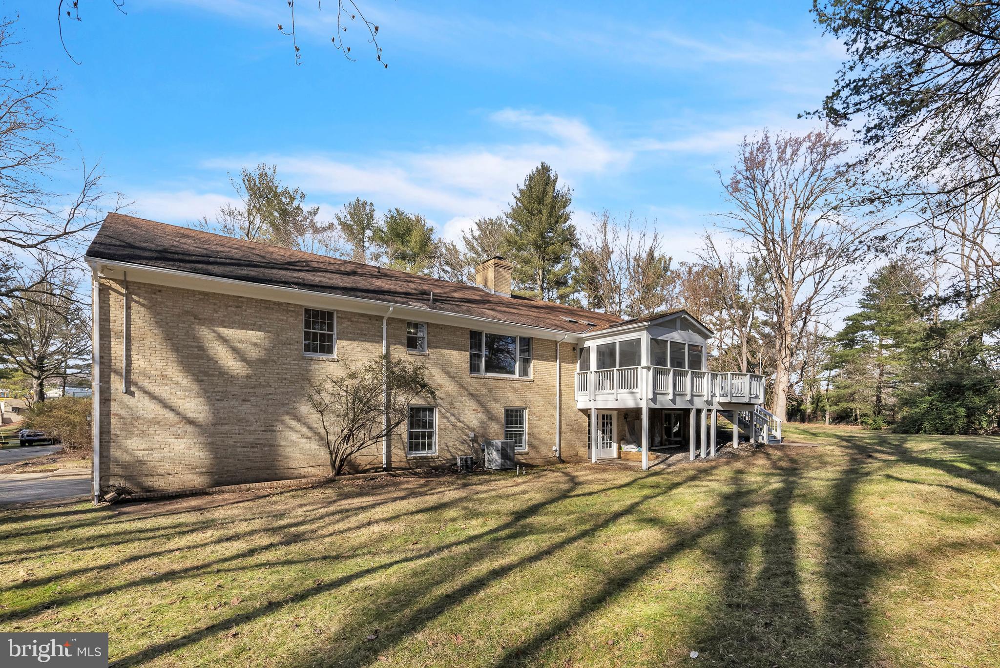 POTOMAC OUTSIDE - Residential Lease