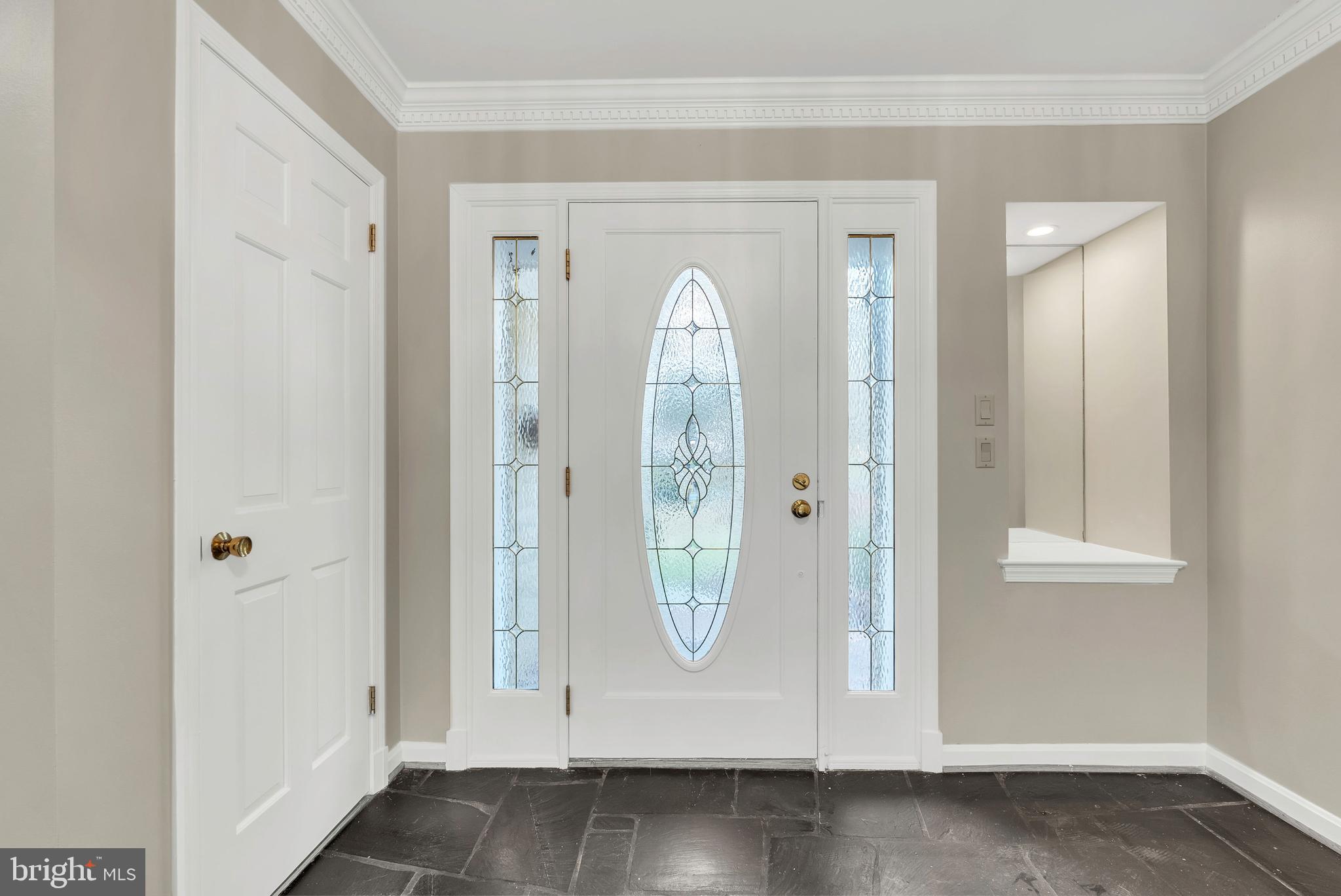 POTOMAC OUTSIDE - Residential Lease